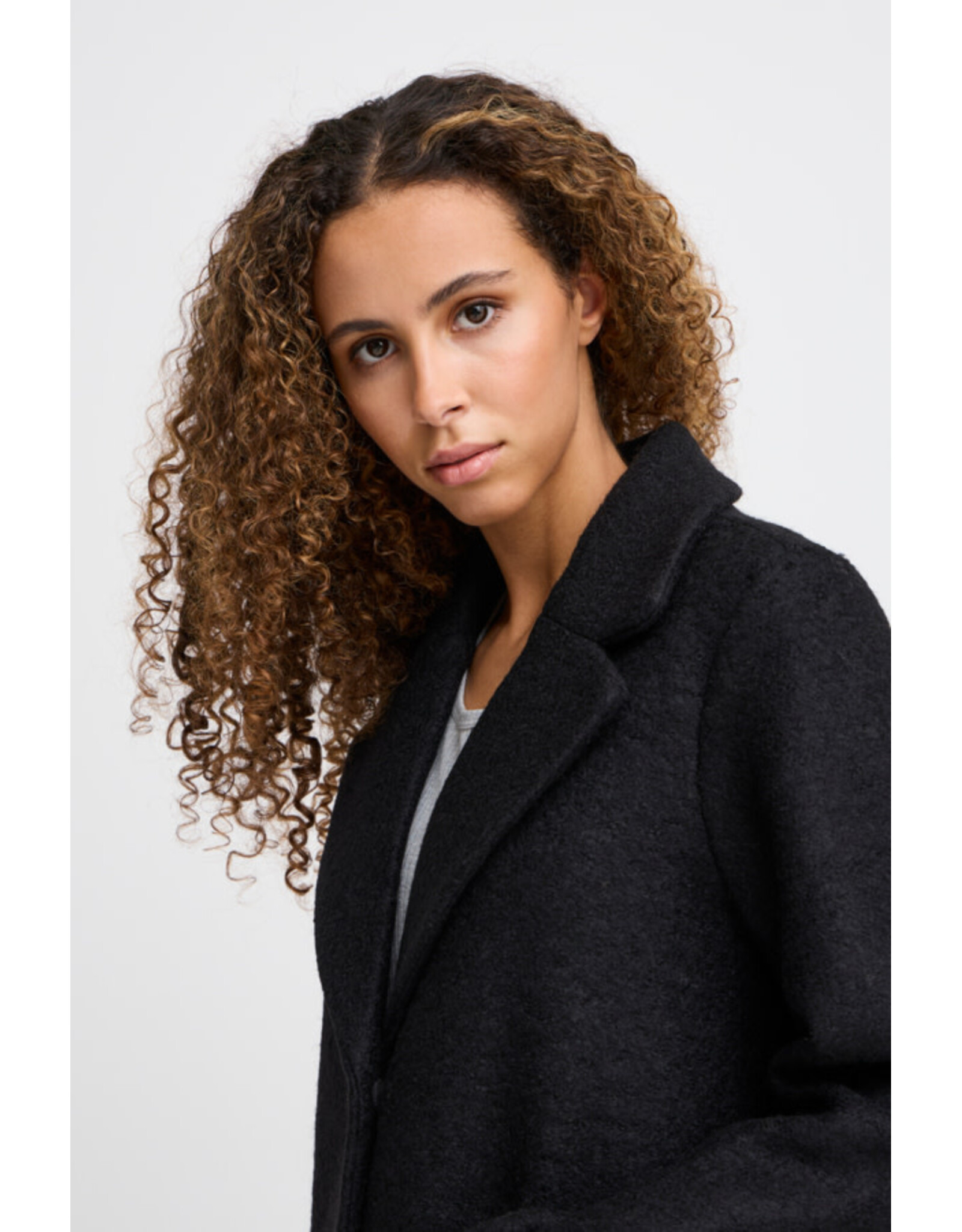 ICHI ICHI - Stipa Jacket (Black)