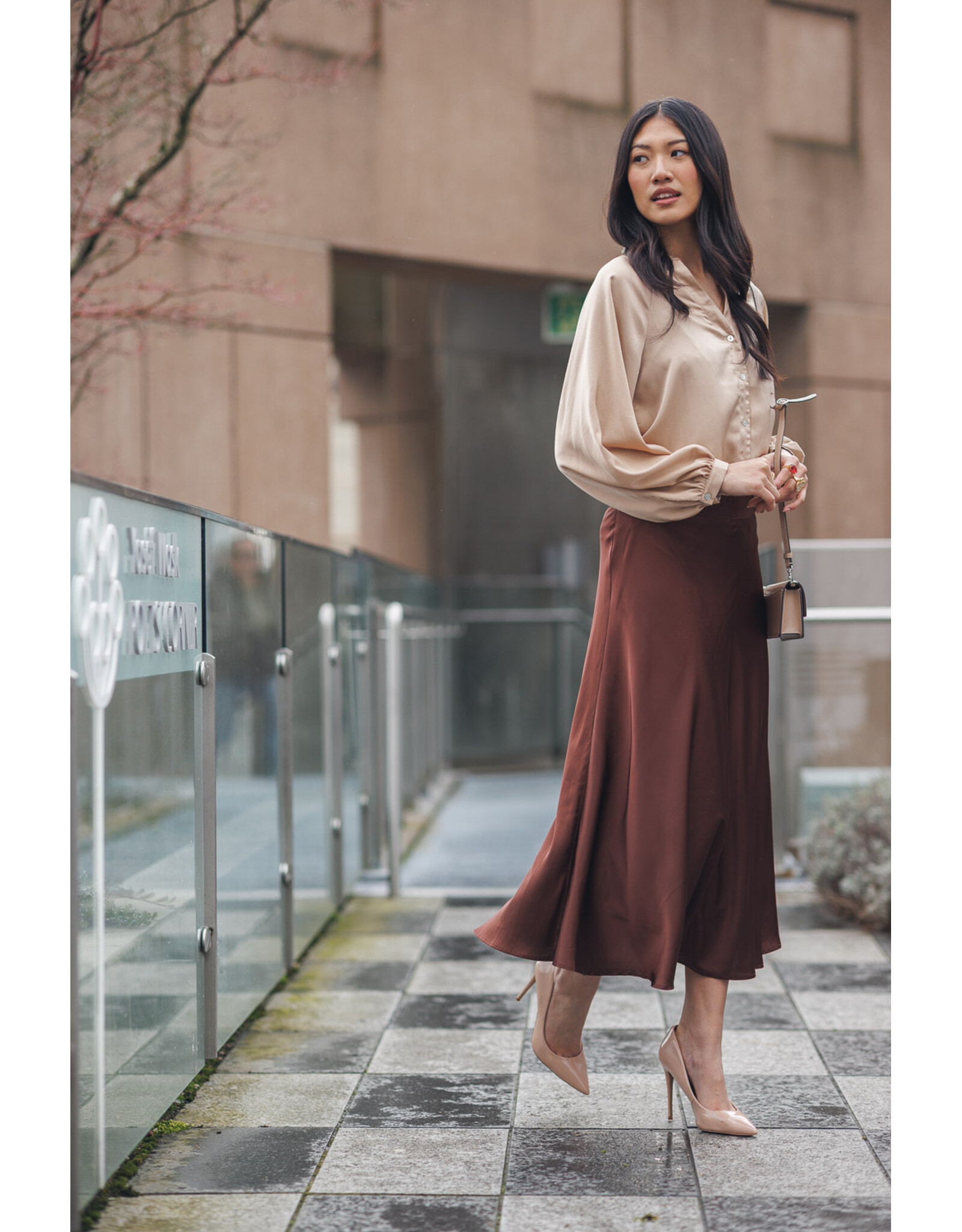 Papillon Papillon - Balloon Sleeve Satin Button Up (Champagne)