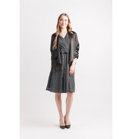 Papillon Papillon - Satin Blazer with Ruched Sleeves (Black)