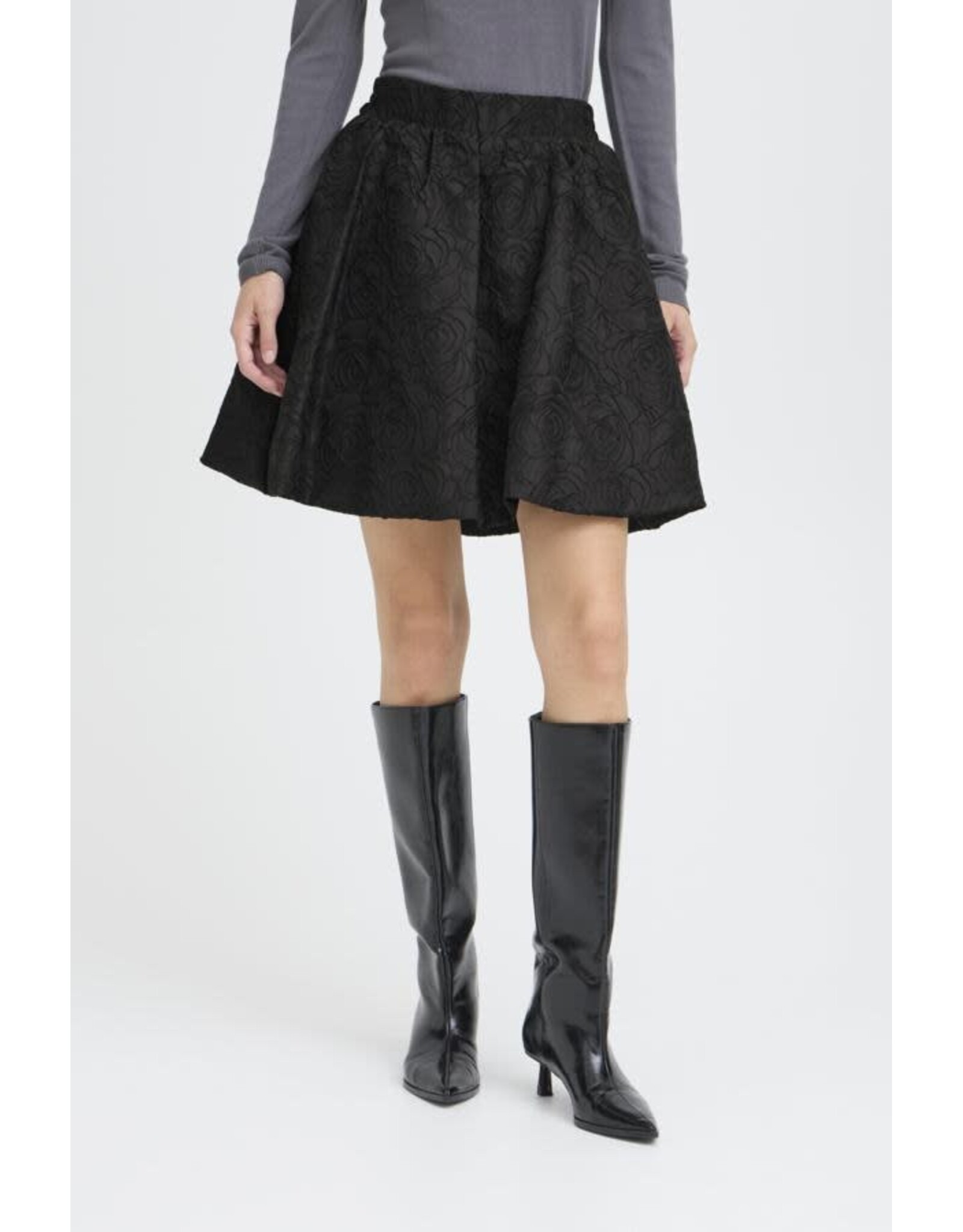 ICHI ICHI - Kilua Skirt (Black)