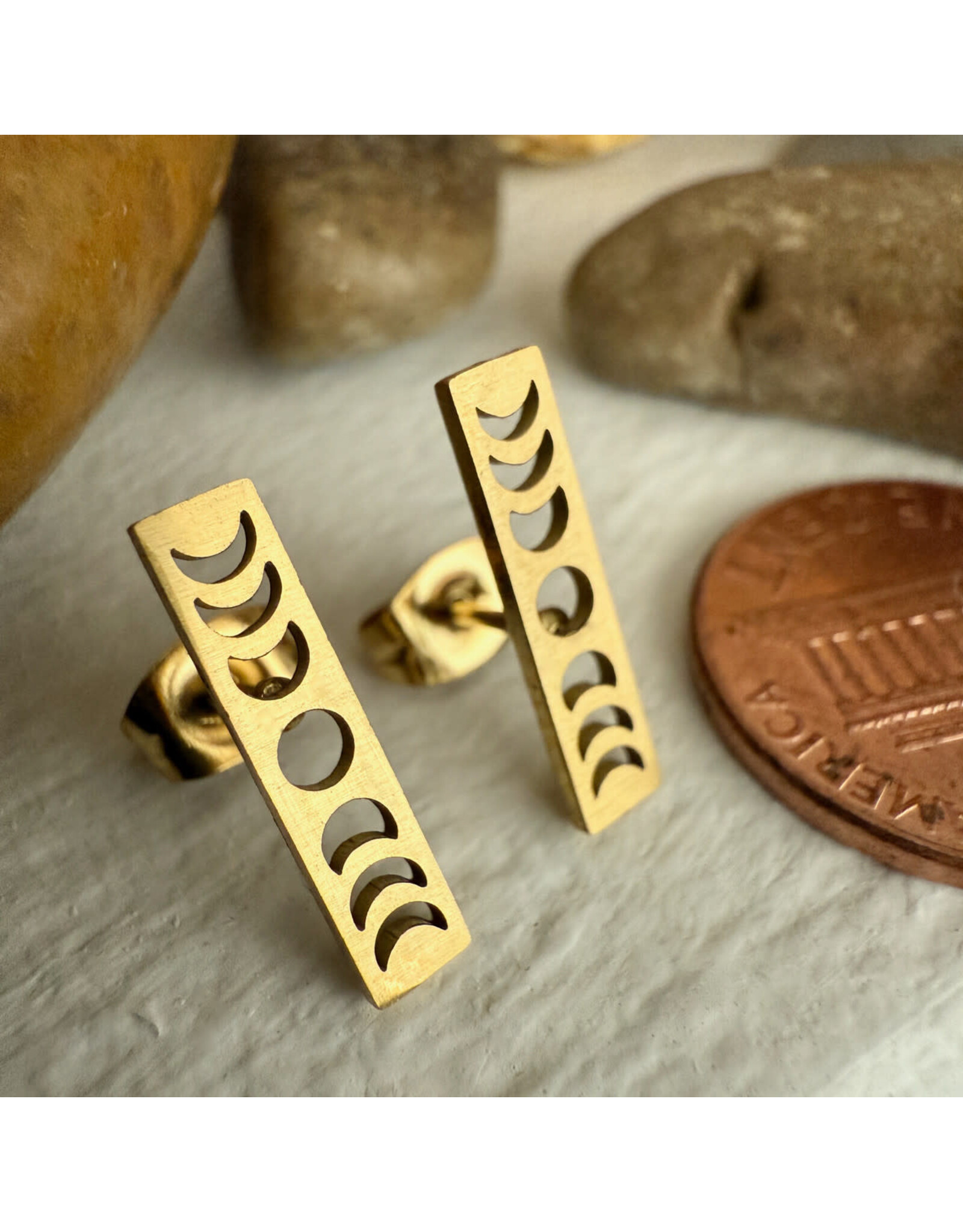 Pika & Bear Pika & Bear - "Synodic" Moon Phase Stud Earring