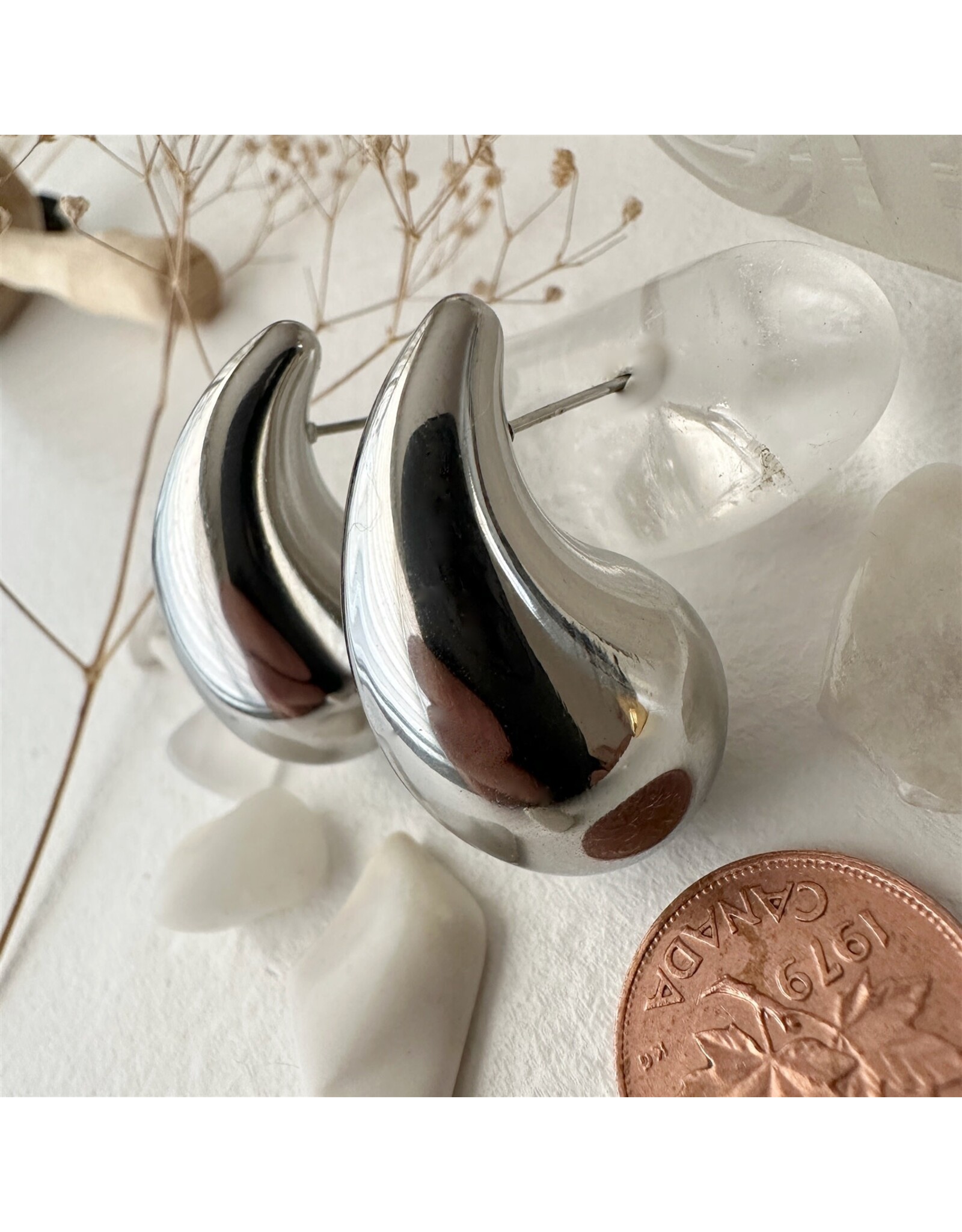 Pika & Bear Pika & Bear - Kisa Oversized Teardrop Earrings