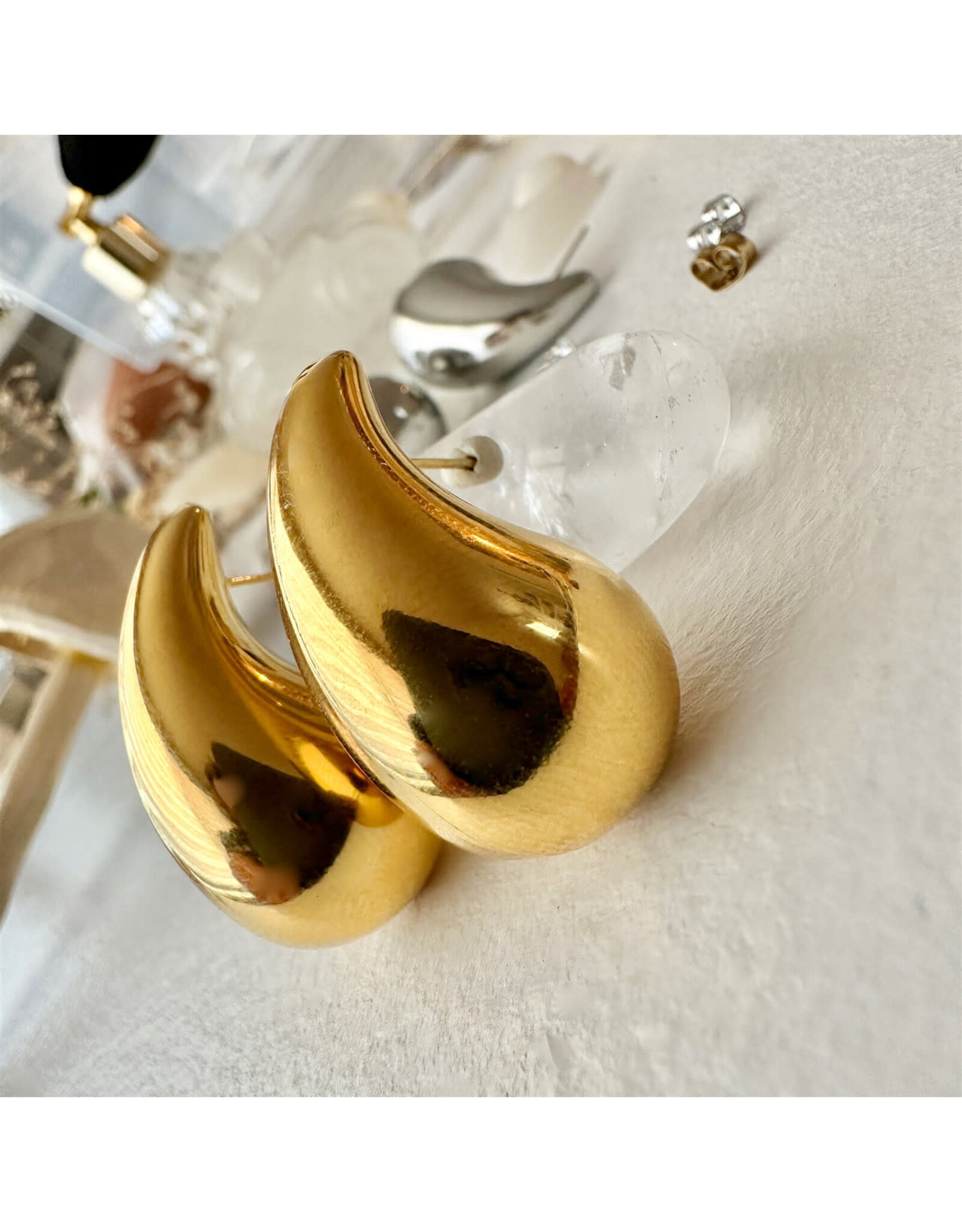 Pika & Bear Pika & Bear - Kisa Oversized Teardrop Earrings