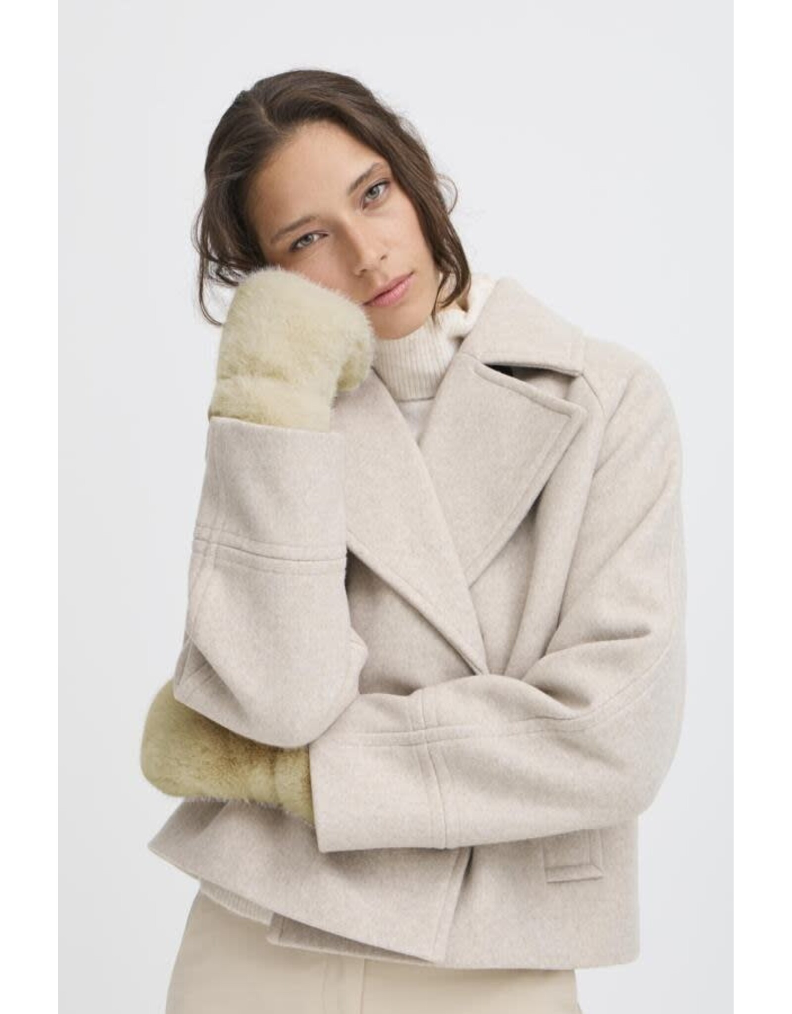 b.young b.young - Wolfie Mittens (Hummus)