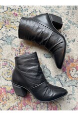 Miz Mooz Miz Mooz - Jeanie (Black)