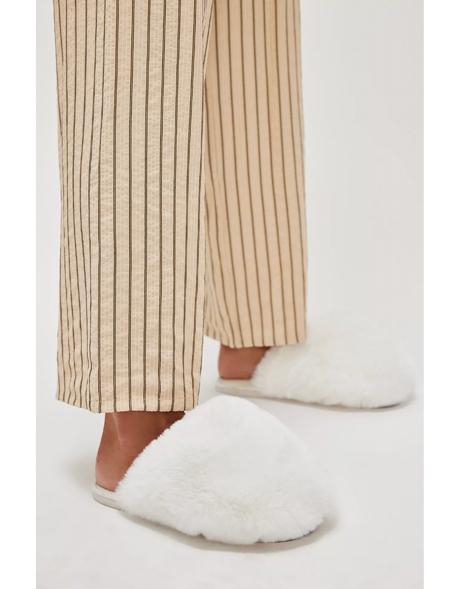 Free people Free People - Snowball Slipper (Snow Faux Fur)