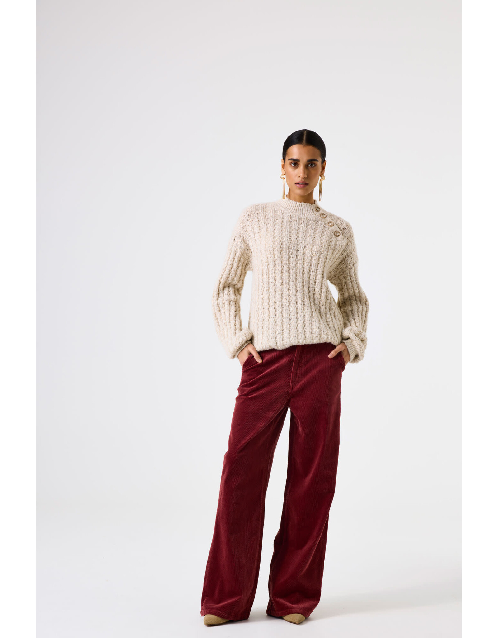 Garcia Garcia - Pants (Scarlet Oak)