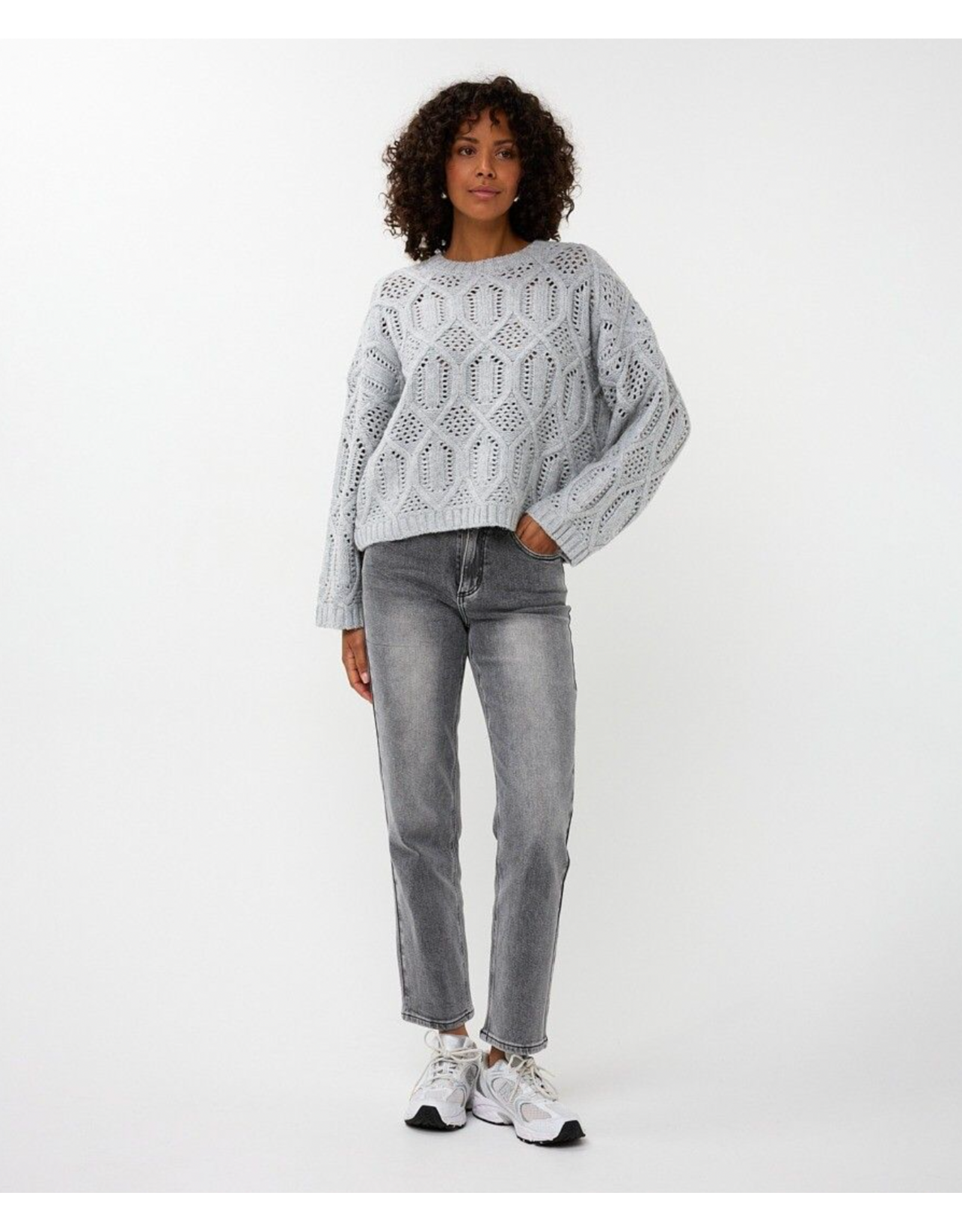 EsQualo Esqualo - Boxy Cable Knit Sweater (Light Grey)