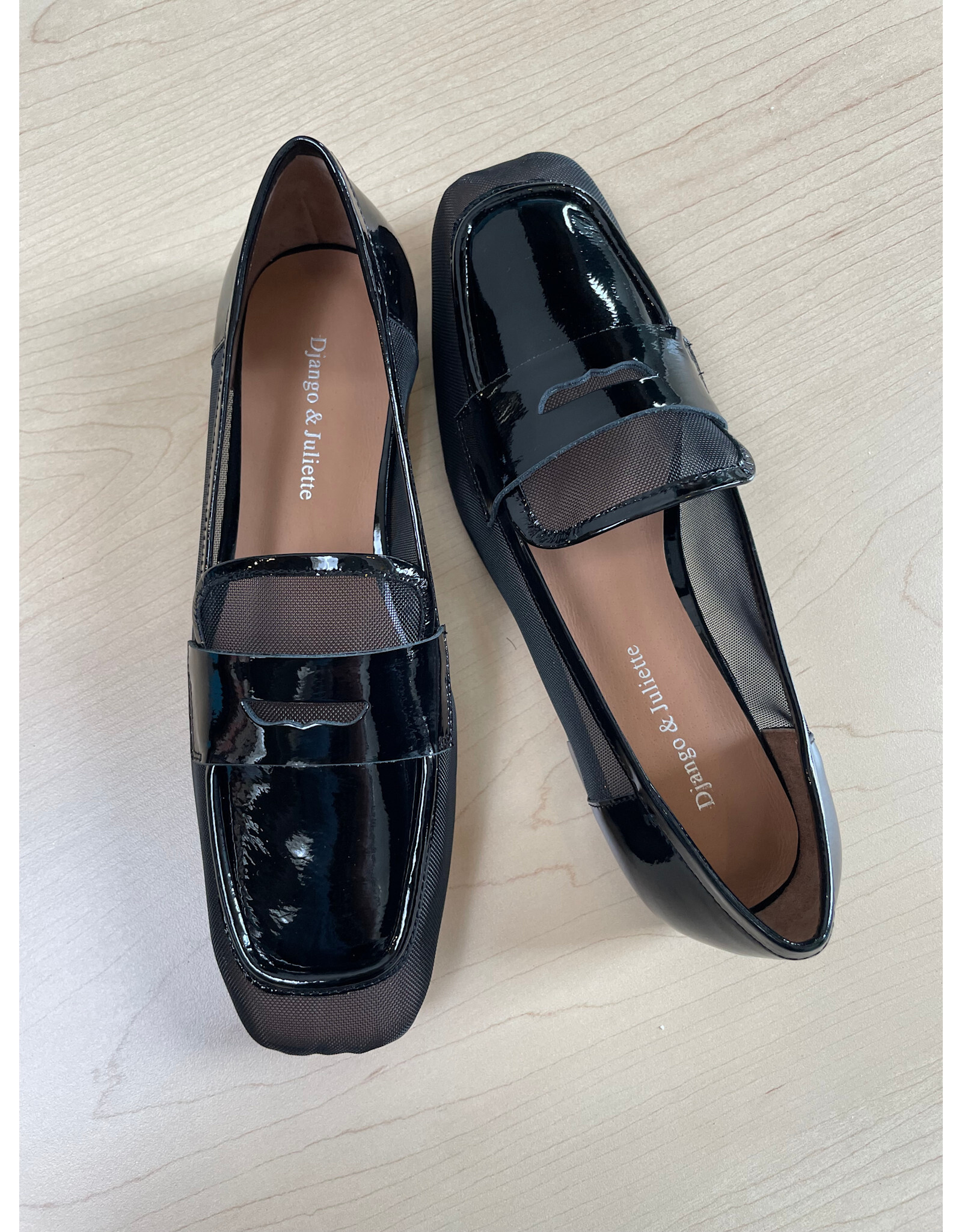 Django and Juliette Django & Juliette - Priyas (Black Patent Mix)