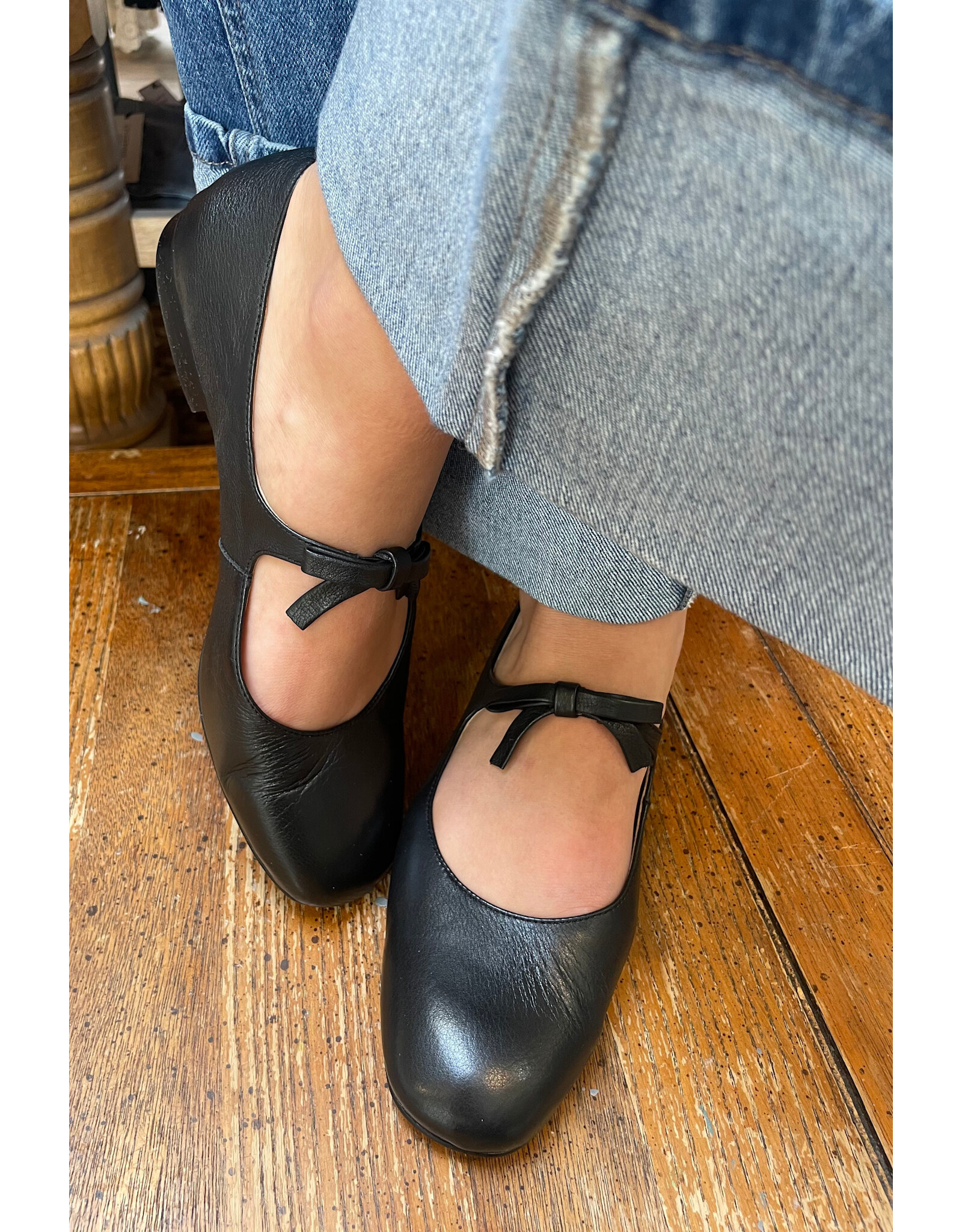 Django and Juliette Django & Juliette - Mostly (Black Leather)