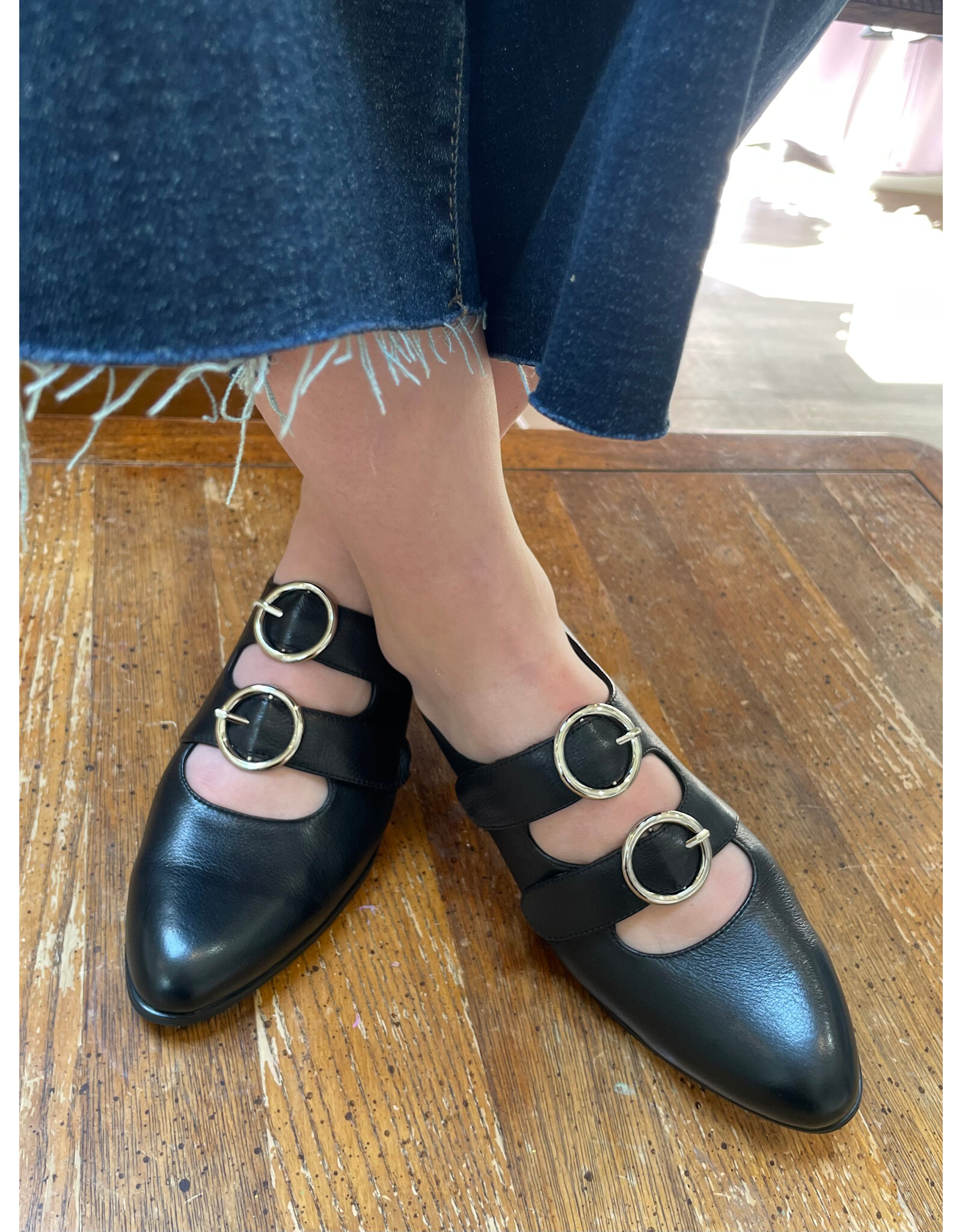 Django and Juliette Django & Juliette - Gifth (Black Leather)