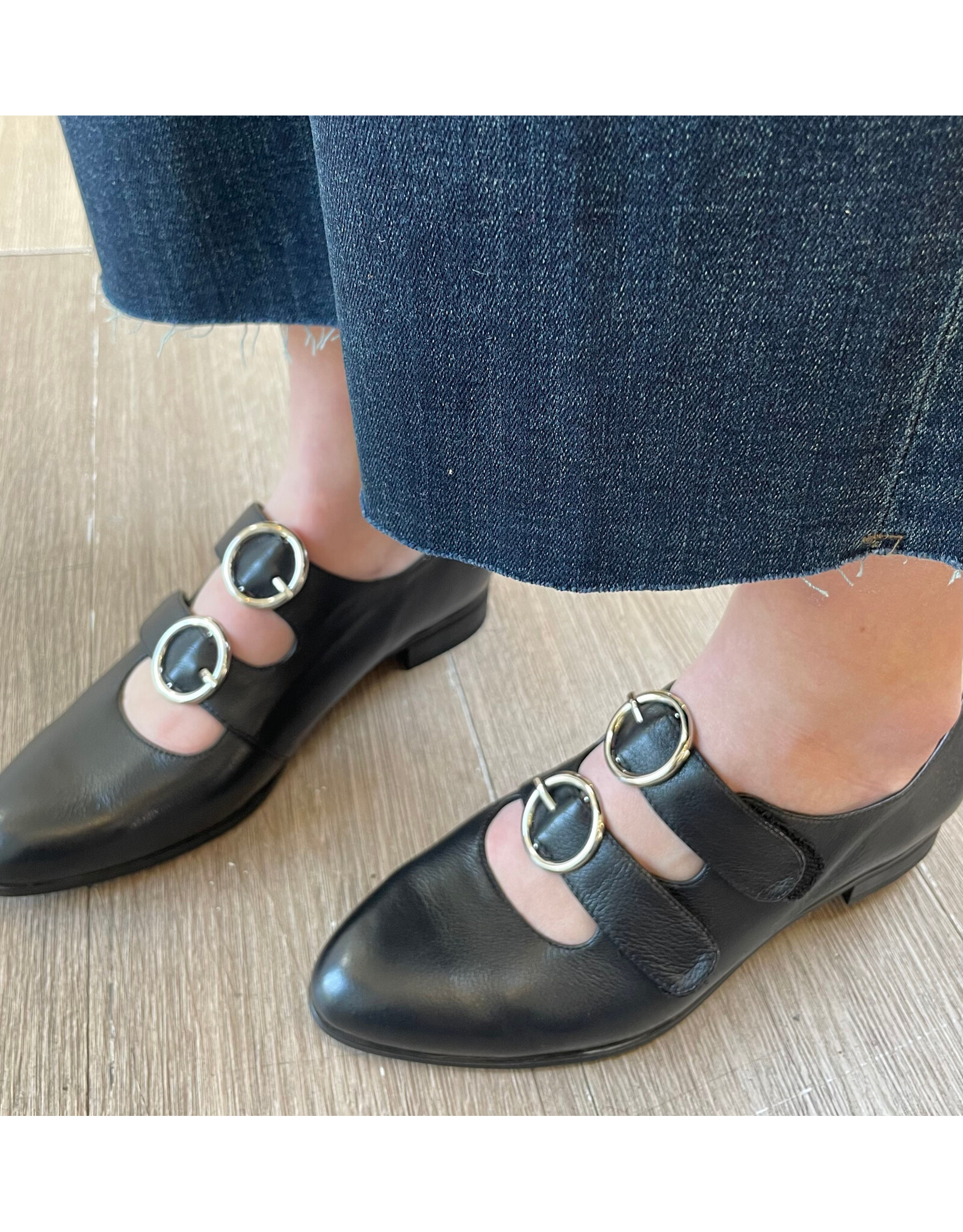 Django and Juliette Django & Juliette - Gifth (Black Leather)