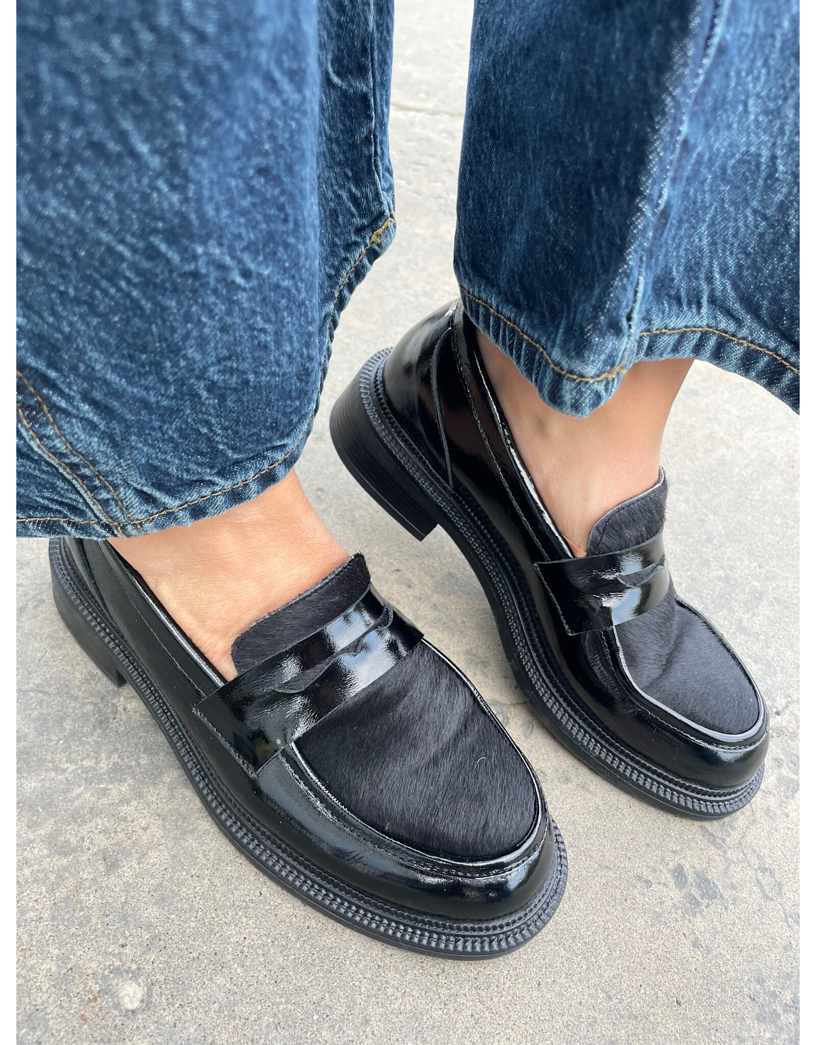 Ateliers Ateliers - Kendra Loafer (Black Naplack)