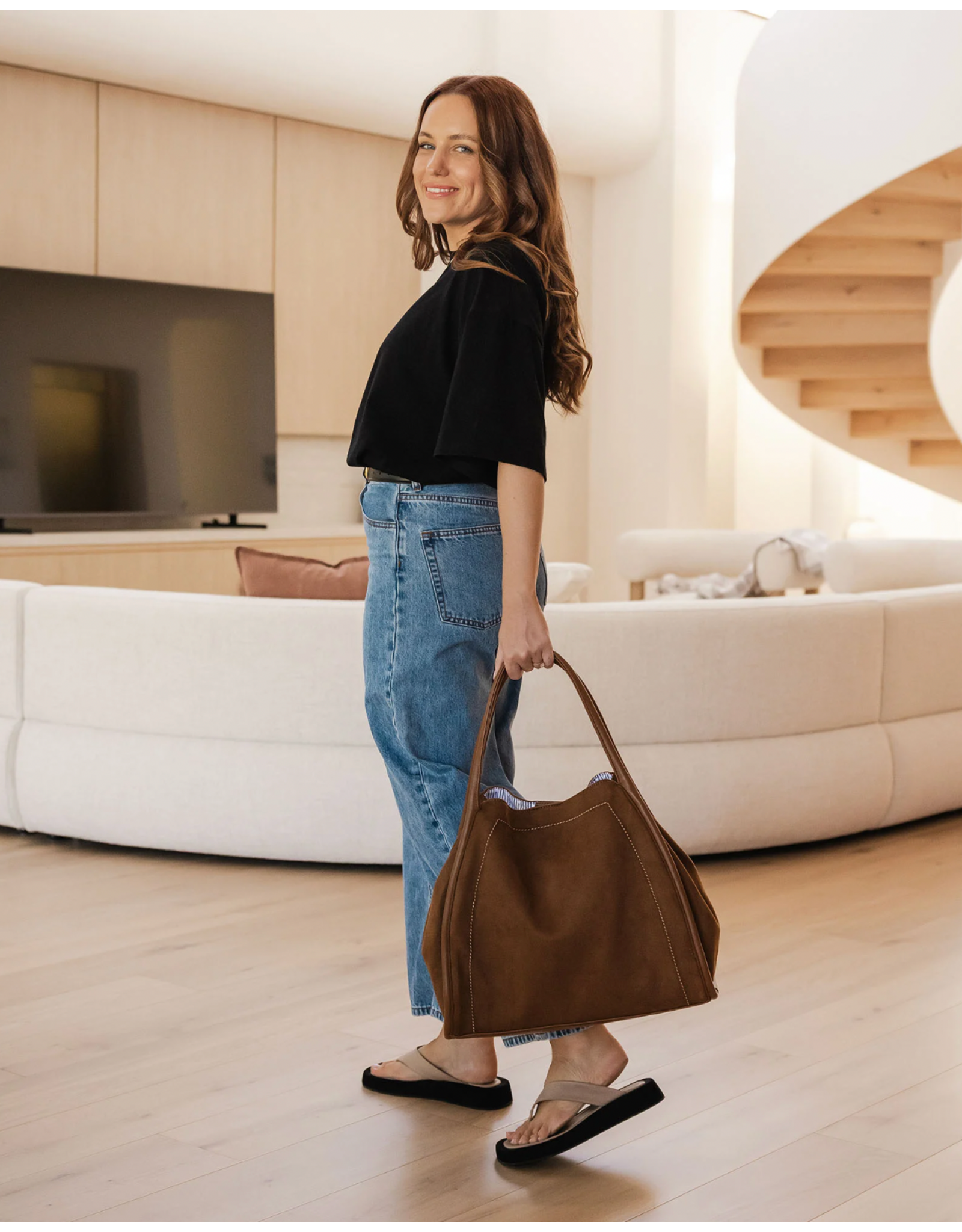 Louenhide Louenhide - Sutton Shoulder Bag (Suede Tan)