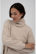 Mus & BomBon Mus & BomBon - Alajuela Rollneck Jumper (Beige)