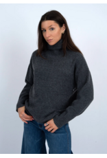 RD Style RD Style - Lucelita Turtleneck Pullover (Coal)