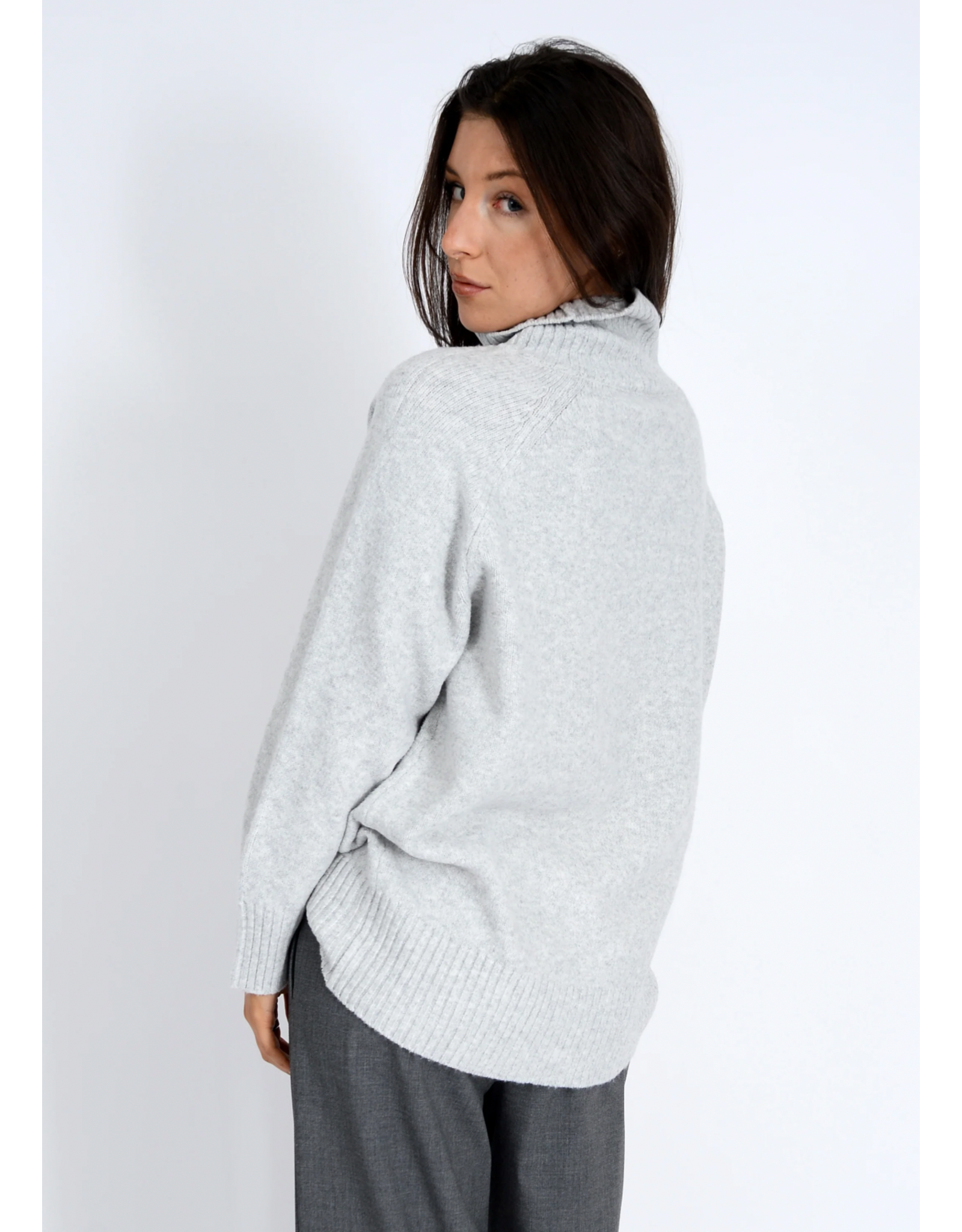 RD Style RD Style - Anthousa Mock Neck Pullover (Dove Grey)
