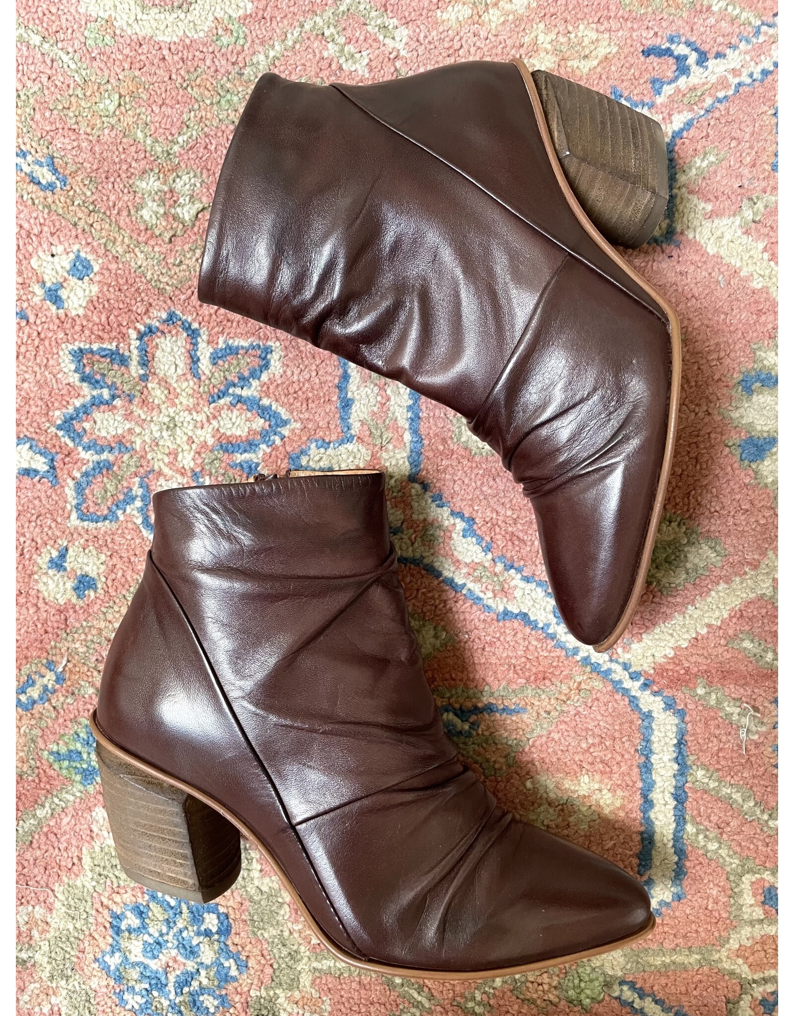 Miz Mooz Miz Mooz - Jeanie (Brown)