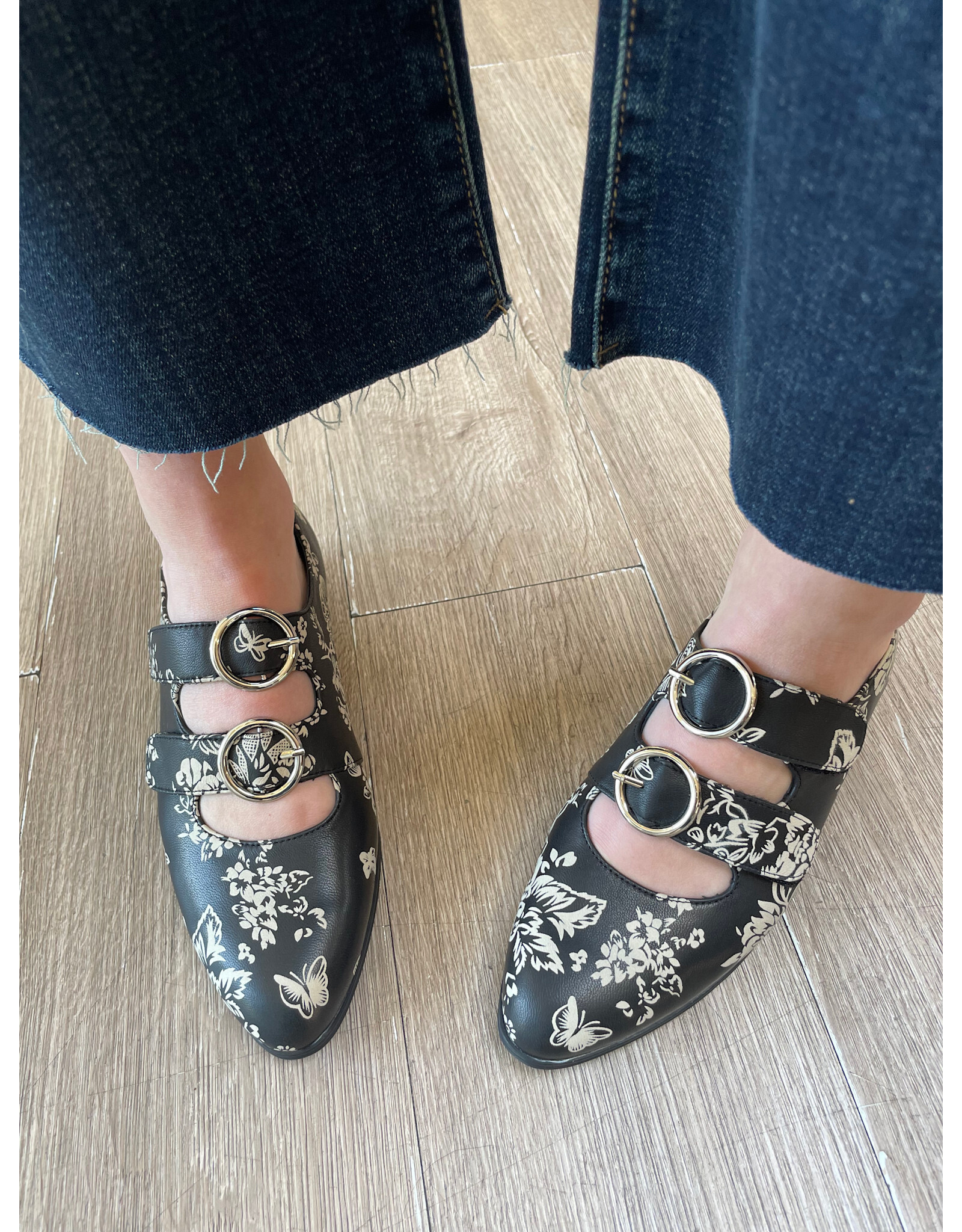 Django and Juliette Django & Juliette - Gifth (Black / Milk Floral Leather)