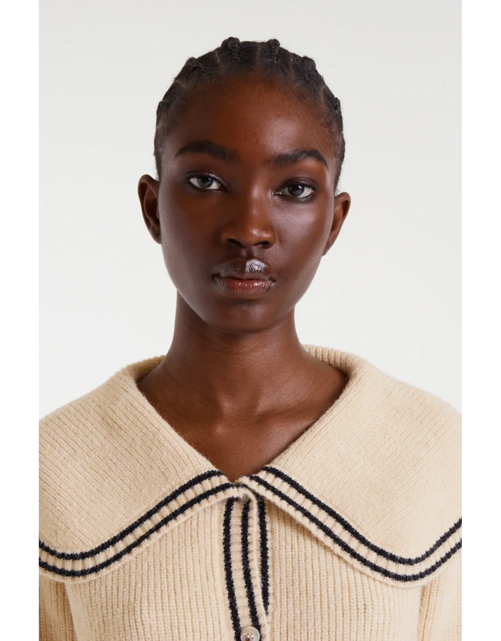 Compania Fantastica Compania Fantastica - Cardigan with Oversize Collar (Off White)