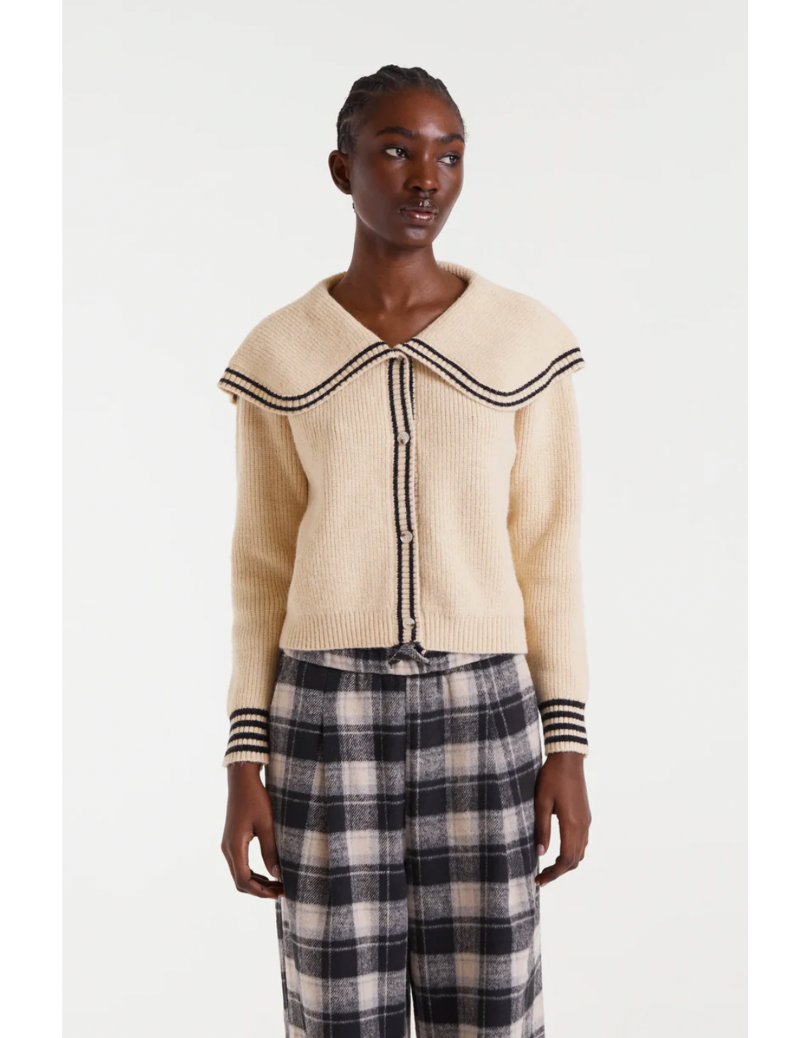 Compania Fantastica Compania Fantastica - Cardigan with Oversize Collar (Off White)