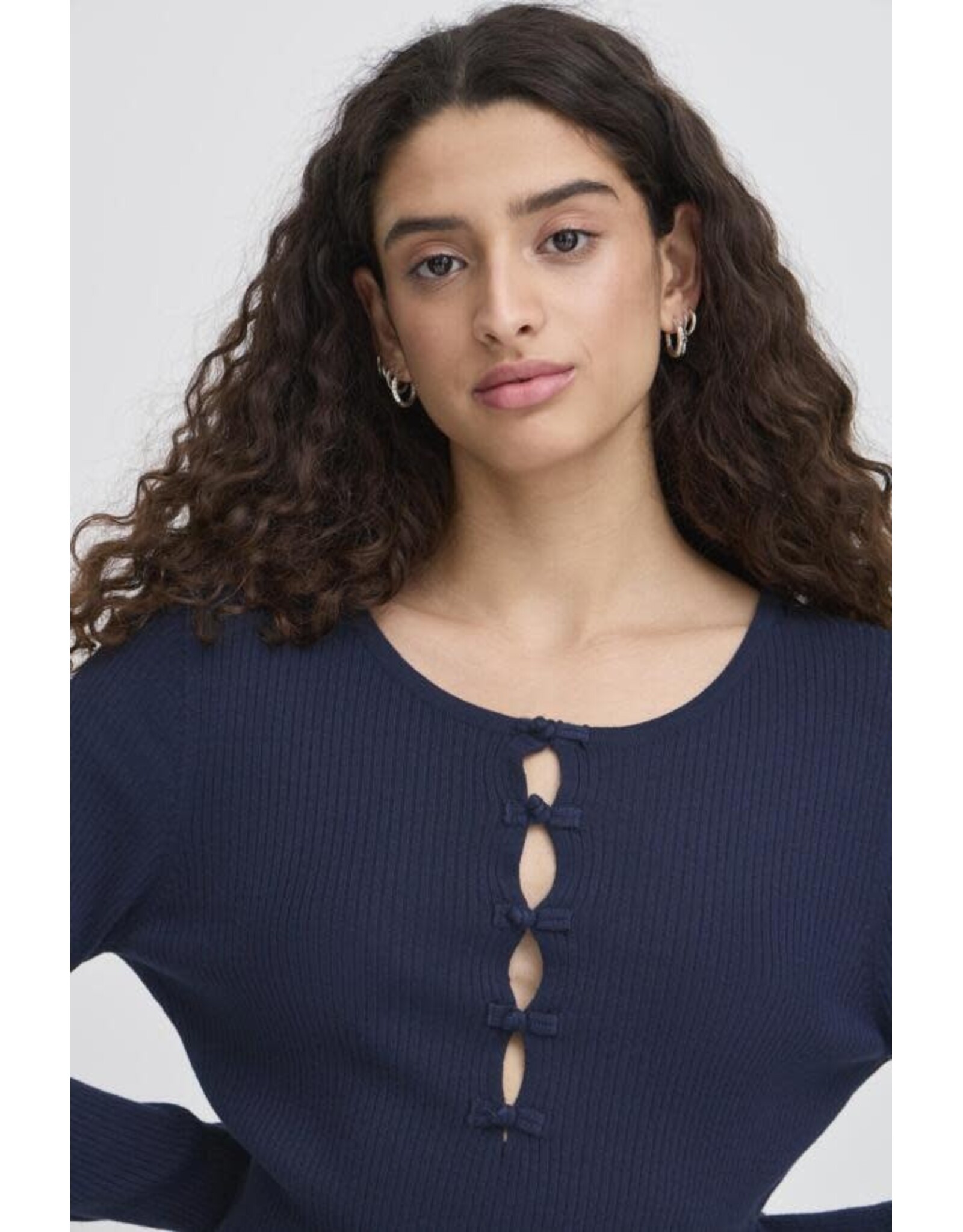 ICHI ICHI - Mafa Knit Top with Bow Details (Total Eclipse)