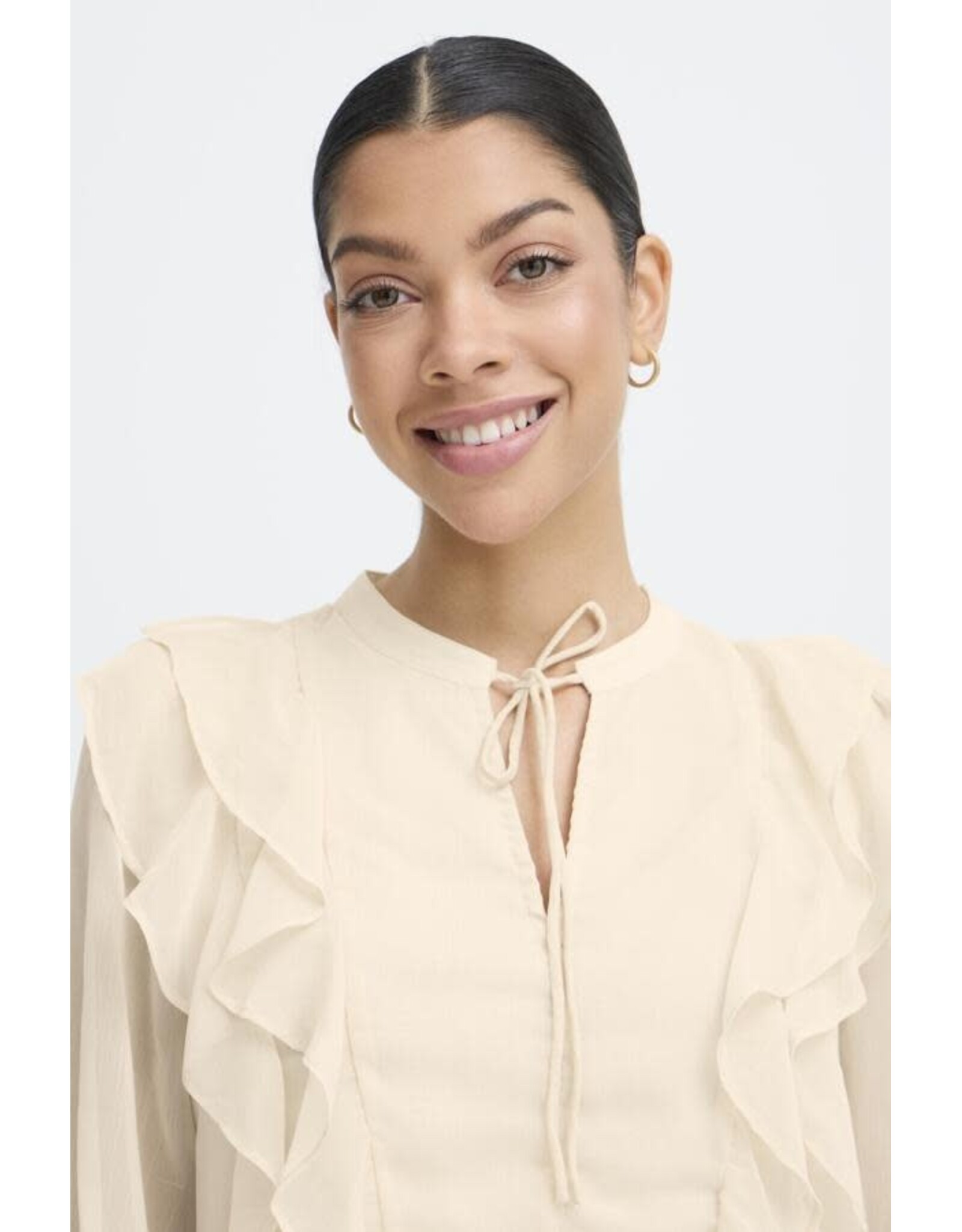 b.young b.young - Gijo Frill Blouse (Oatmeal)