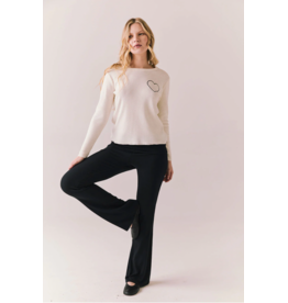 Chaser Chaser - Heart Embroidery  (White)