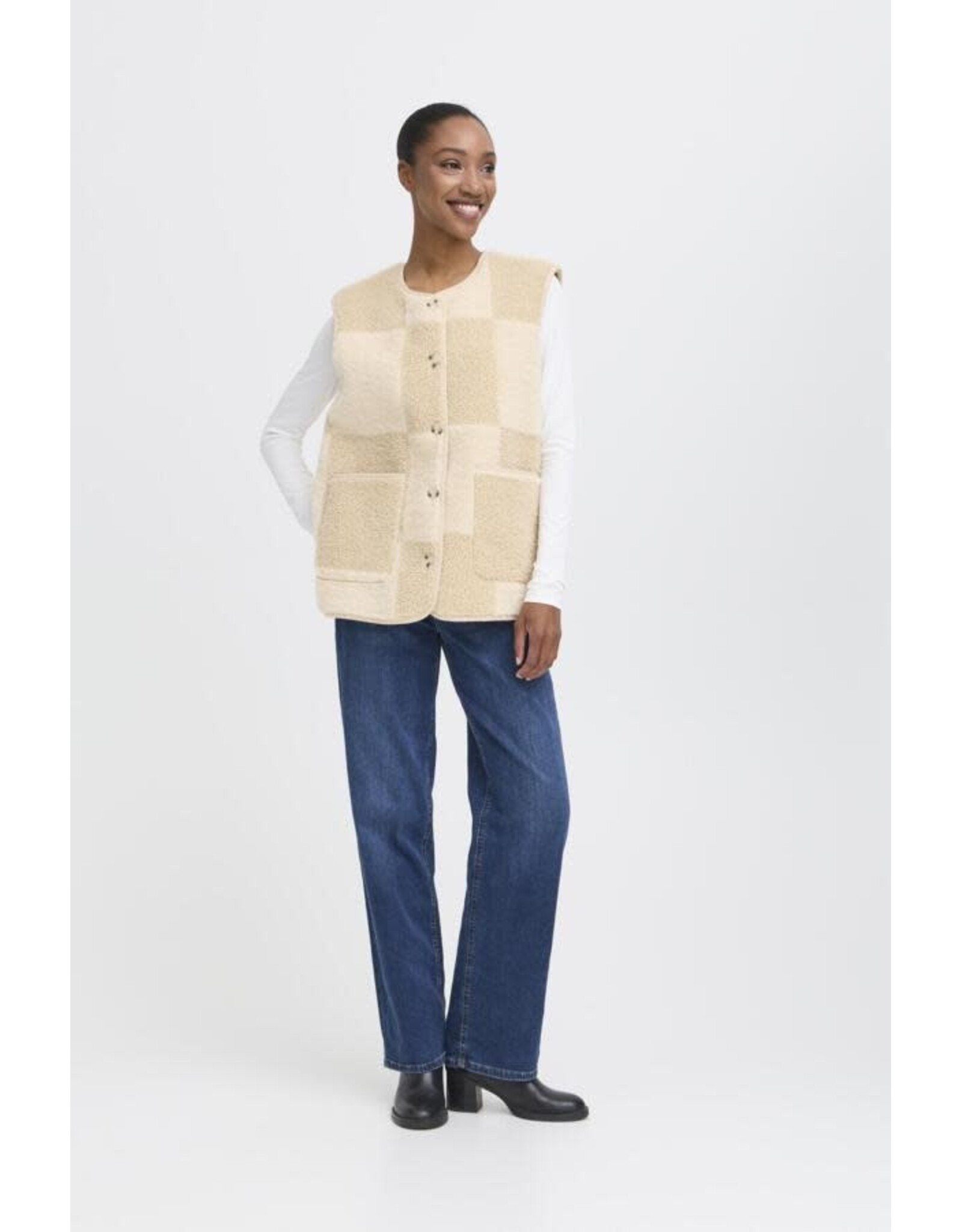 ICHI ICHI - Tonza Checkerboard Sherpa Vest (Fog)