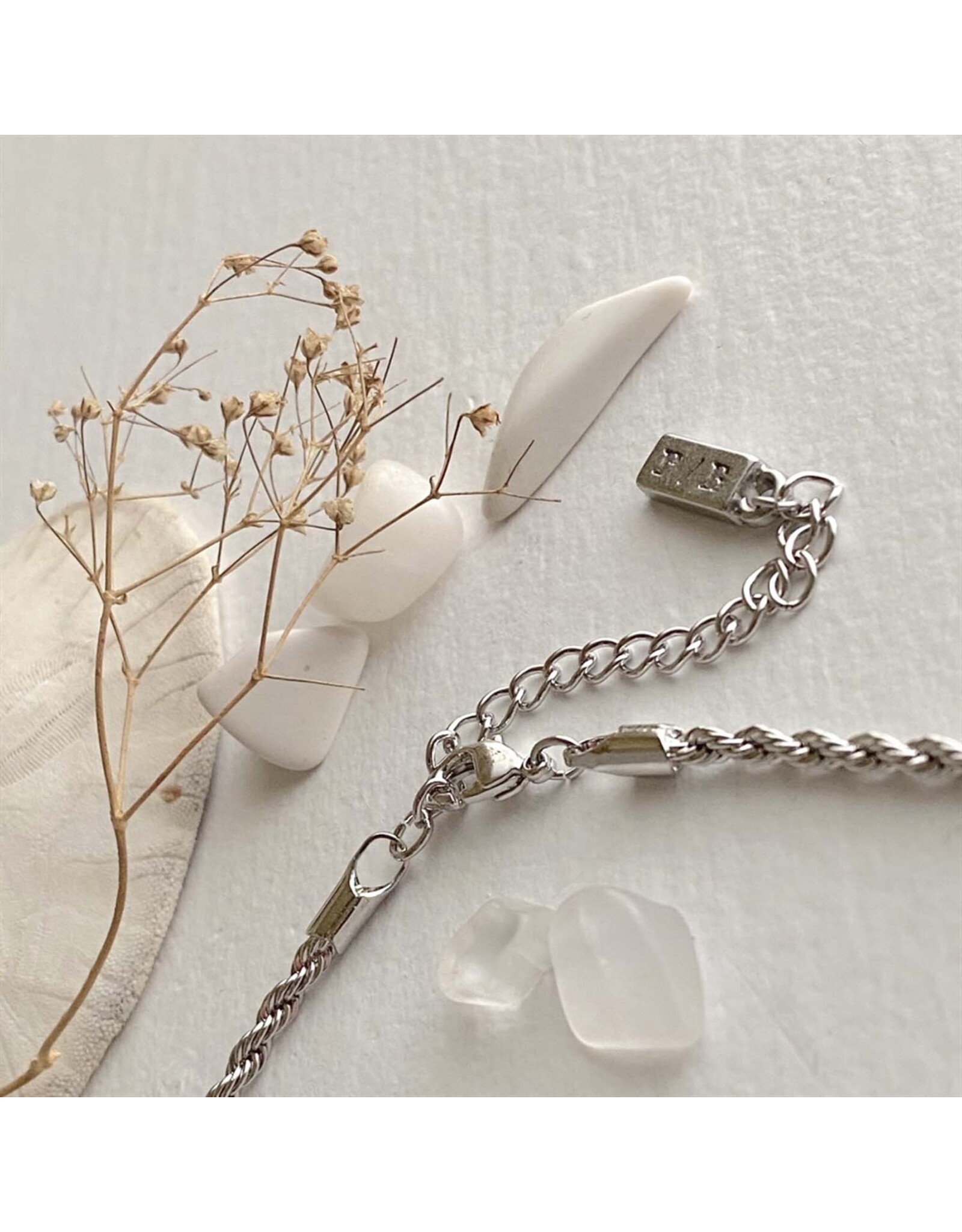 Pika & Bear Pika & Bear- Ocnus Rope Chain Necklace (2 colours)