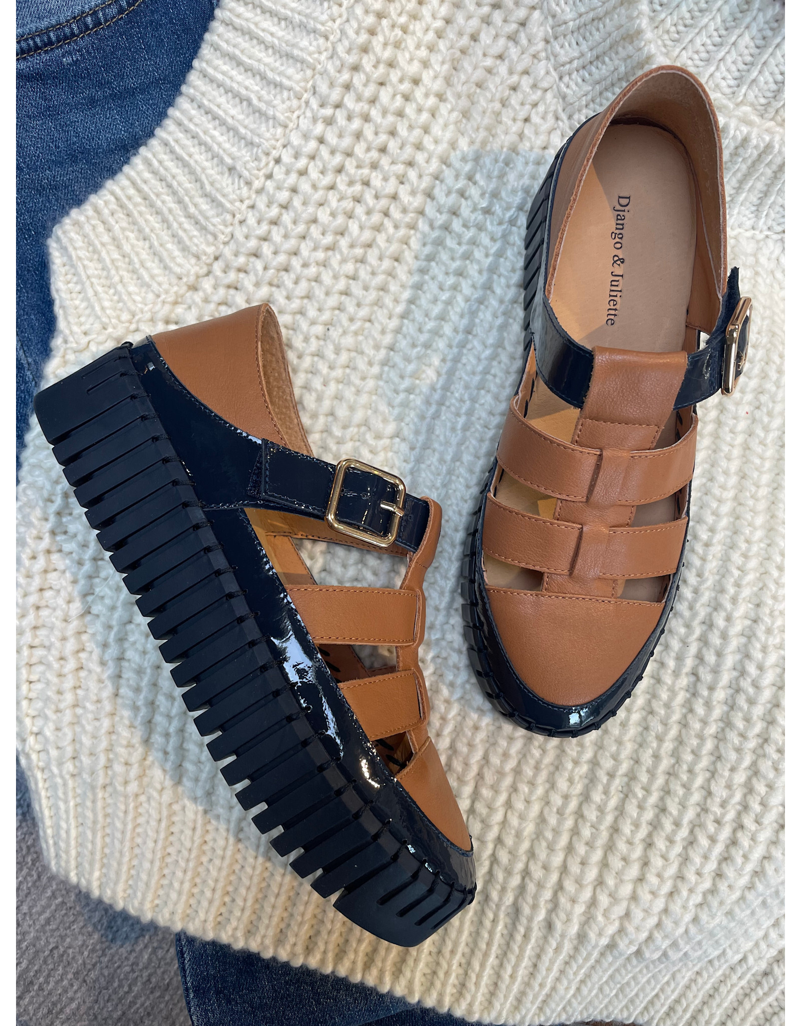 Django and Juliette Django & Juliette - Baytown (Navy - Dark Tan)