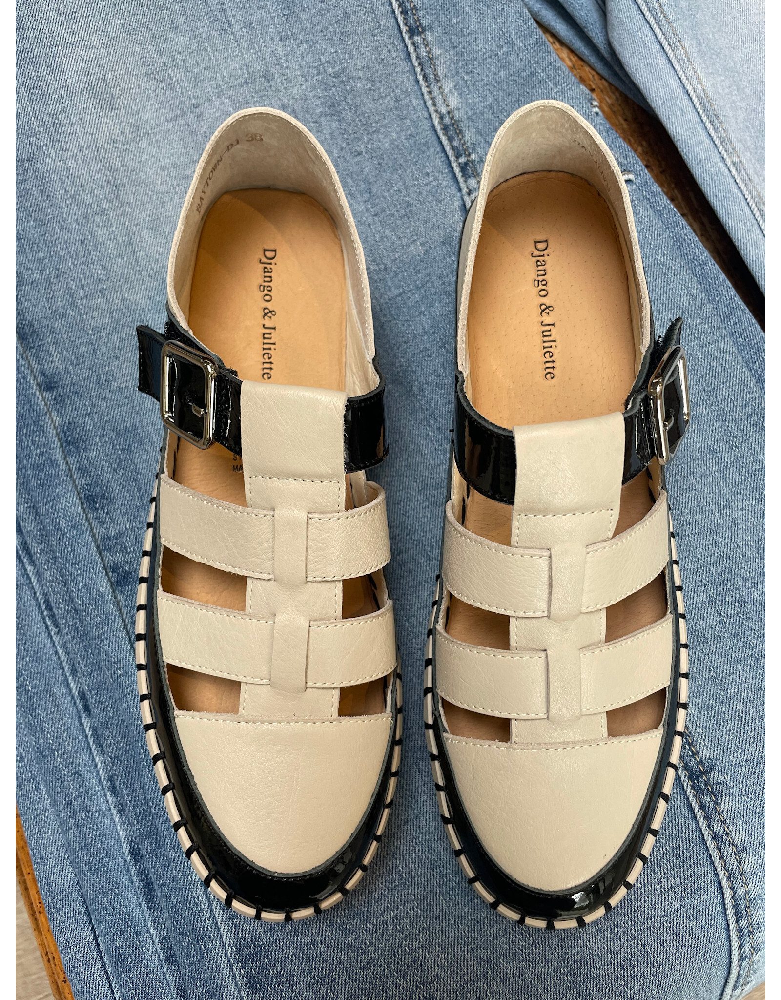 Django and Juliette Django & Juliette - Baytown (Black - Almond)