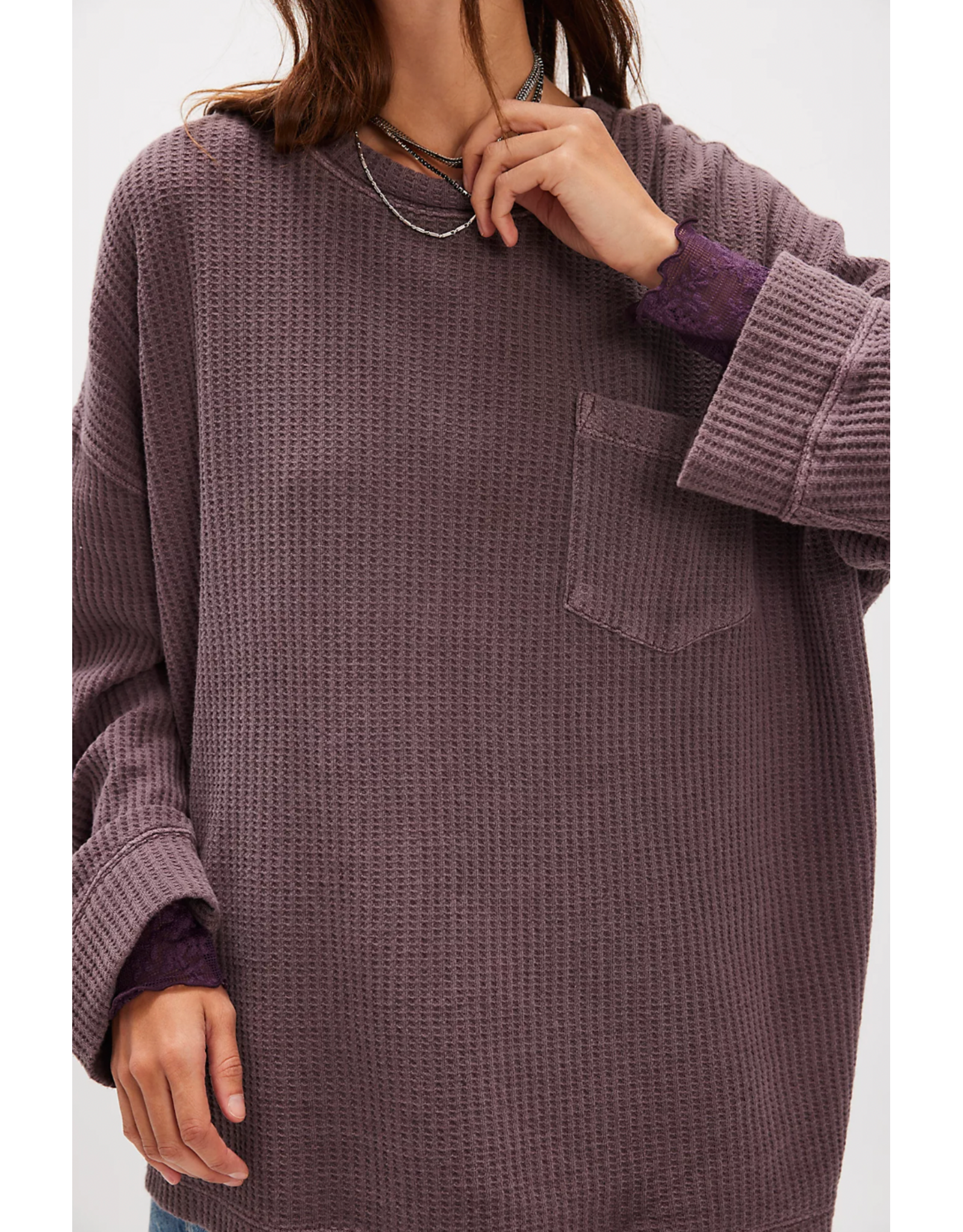 Free people Free People -  We The Free Dawson Pocket Thermal (Chocolate Grape)