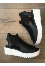 Django and Juliette Django & Juliette - Ozie (black / white sole)