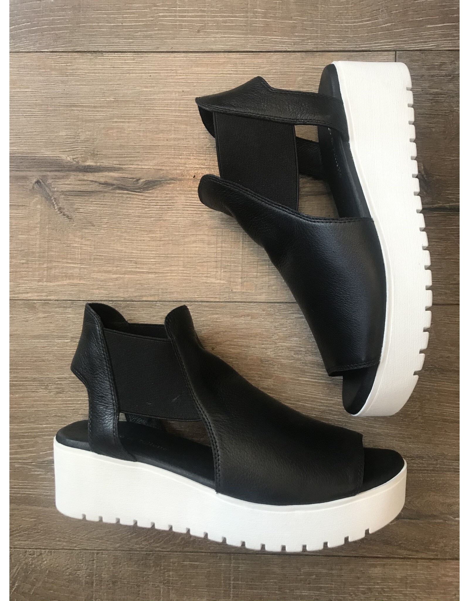 Django and Juliette Django & Juliette - Ozie (black / white sole)