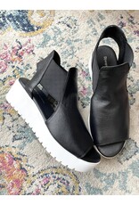 Django and Juliette Django & Juliette - Ozie (black / white sole)