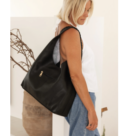 Louenhide Louenhide - Avery Shoulder Bag (Black)