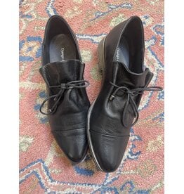 Django and Juliette Django & Juliette - Kotty (Black Leather)