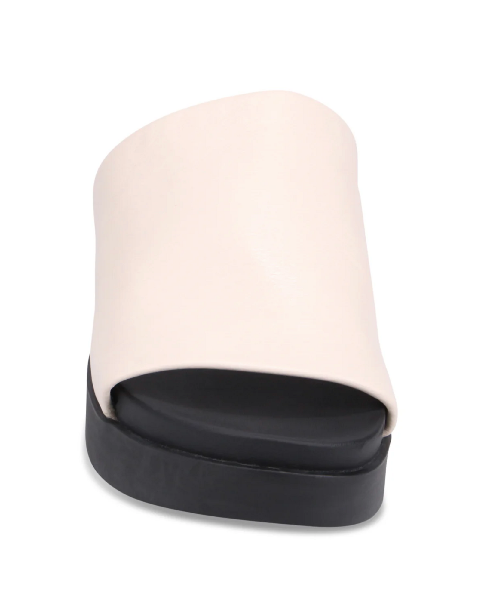 Django and Juliette Django & Juliette - Soffia (Milk Tumble Leather - Black Sole)