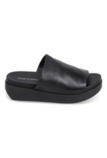 Django and Juliette Django & Juliette - Soffia (Black Tumble Leather - Black Sole)