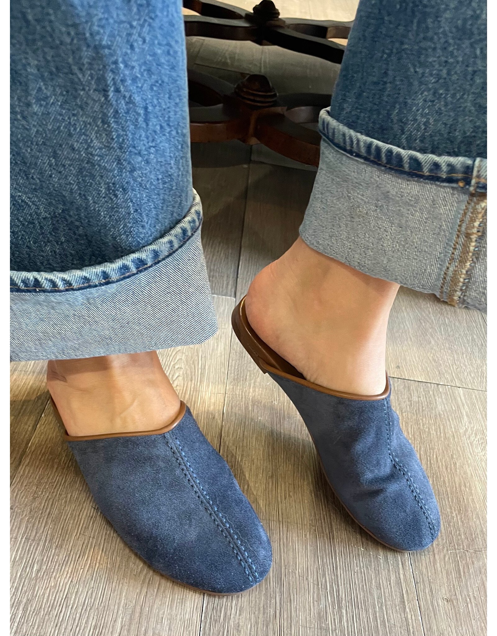 Bueno Bueno - Andrea Mule (Indigo)