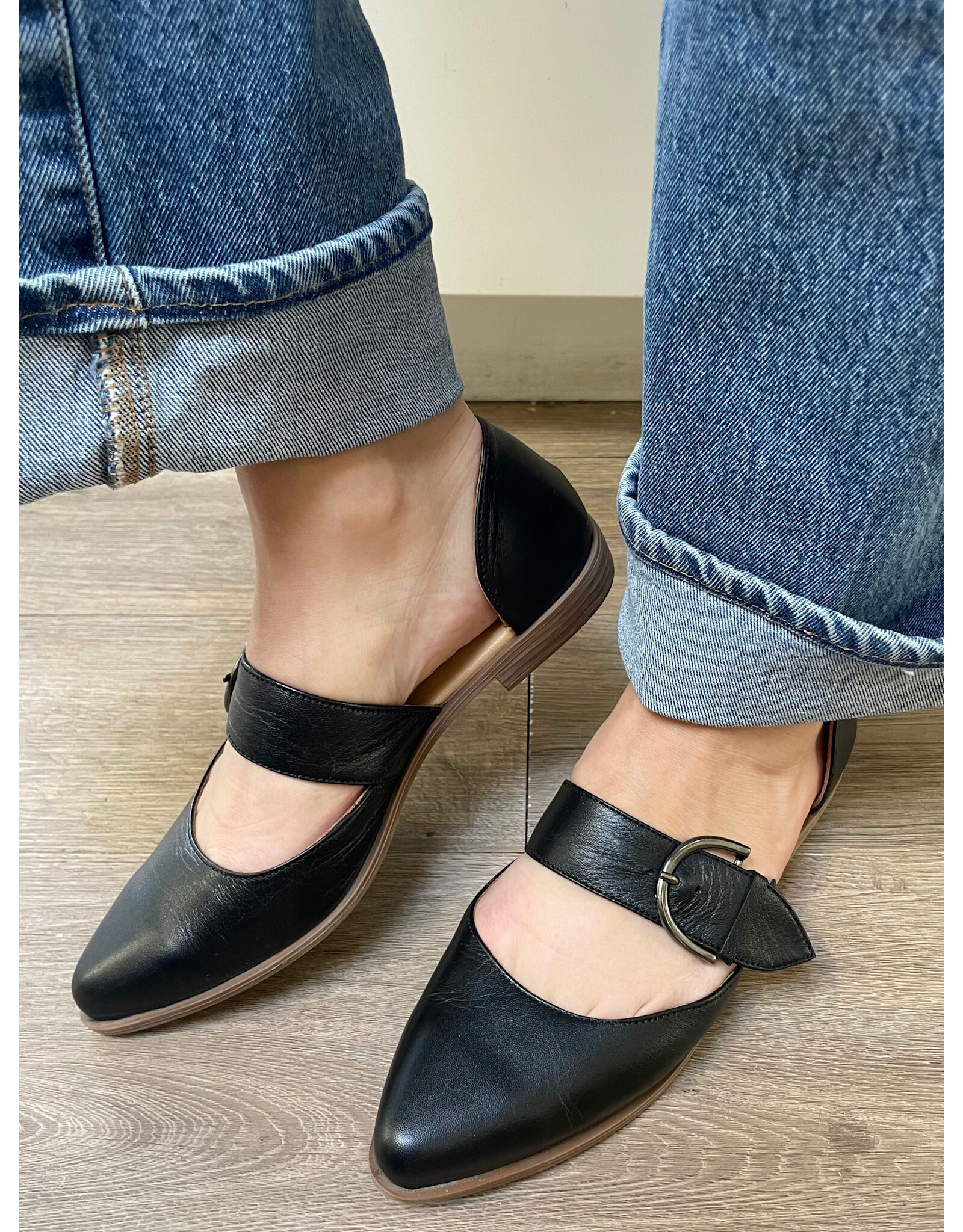 Bueno Bueno - Brittany (Black)