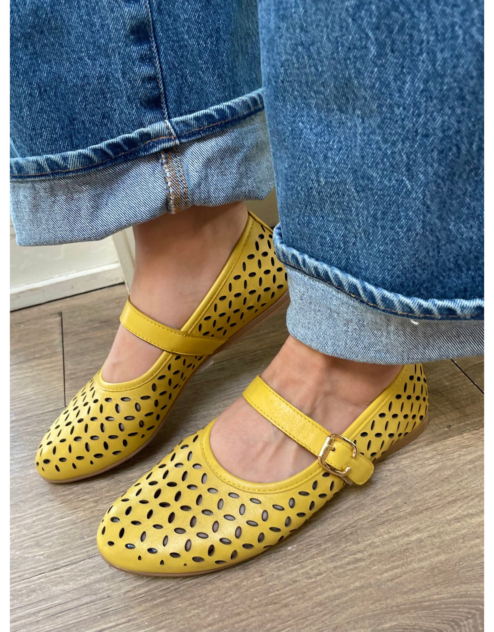 Bueno Bueno - Kehlani Perforated Mary Jane Flat (Yellow)