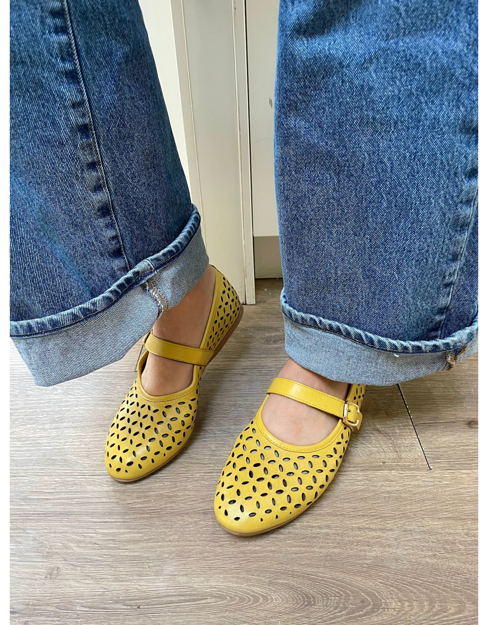 Bueno Bueno - Kehlani Perforated Mary Jane Flat (Yellow)