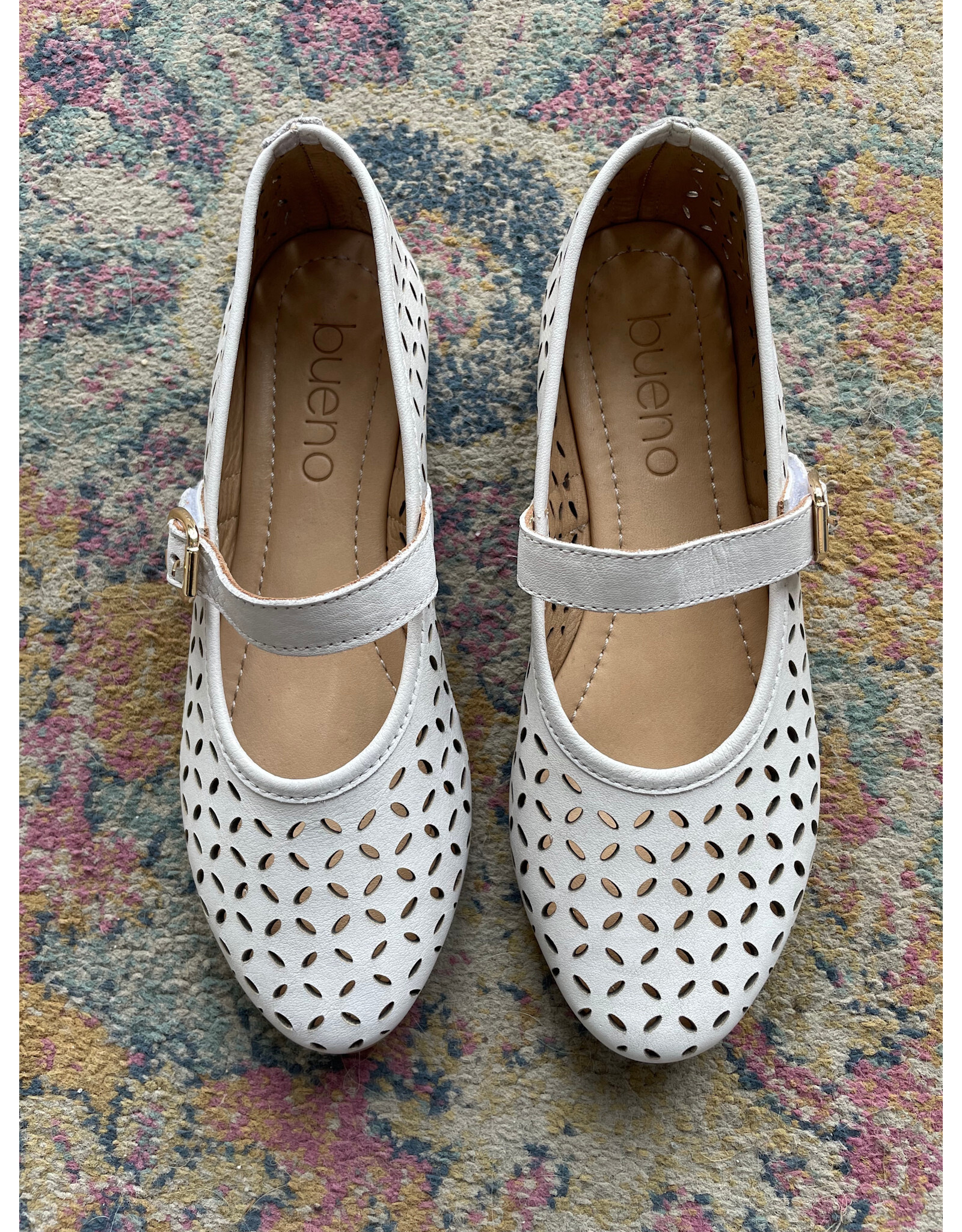 Bueno Bueno - Kehlani Perforated Mary Jane Flat (Ice White)