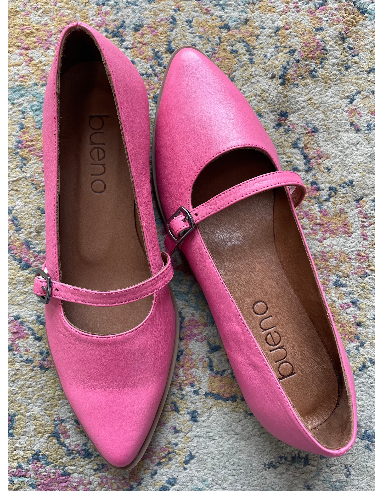 Bueno Bueno - Bobbi (Bubblegum)