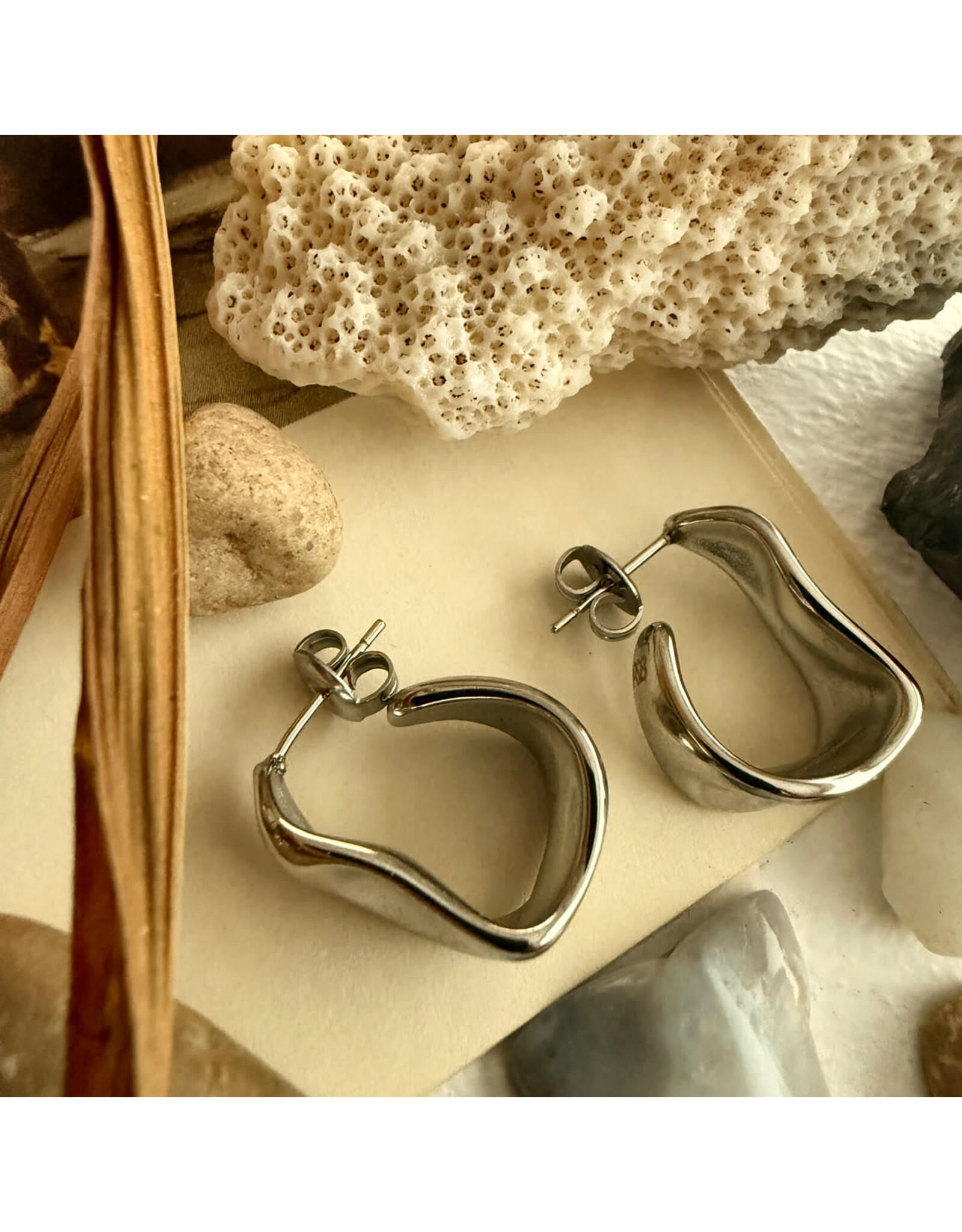 Pika & Bear Pika & Bear - "Moore" Textured Hoop Earrings