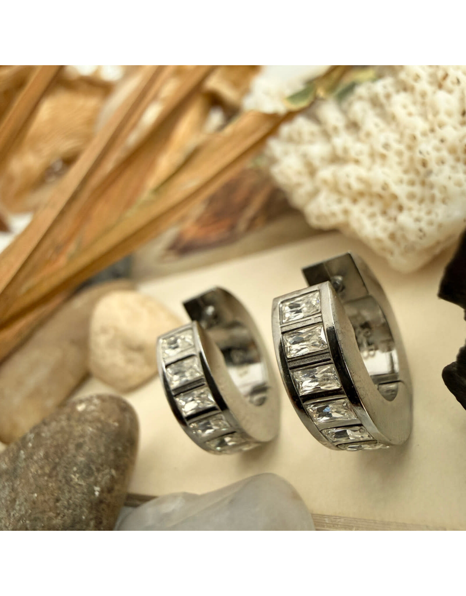 Pika & Bear Pika & Bear - "Evert" Baguette Hoop Earrings (Silver)