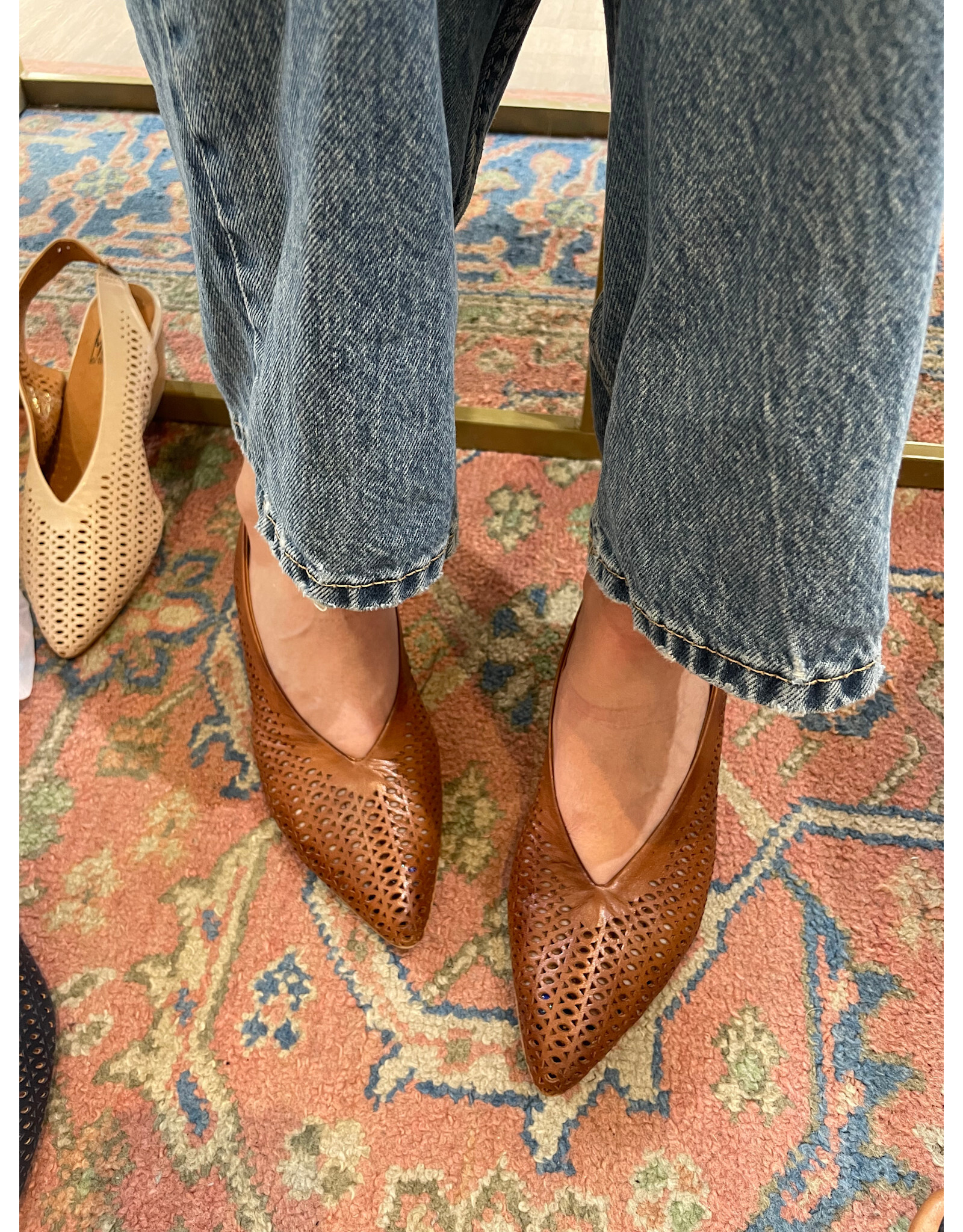 Miz Mooz Miz Mooz - Hansel Slingback Heel (Brandy)