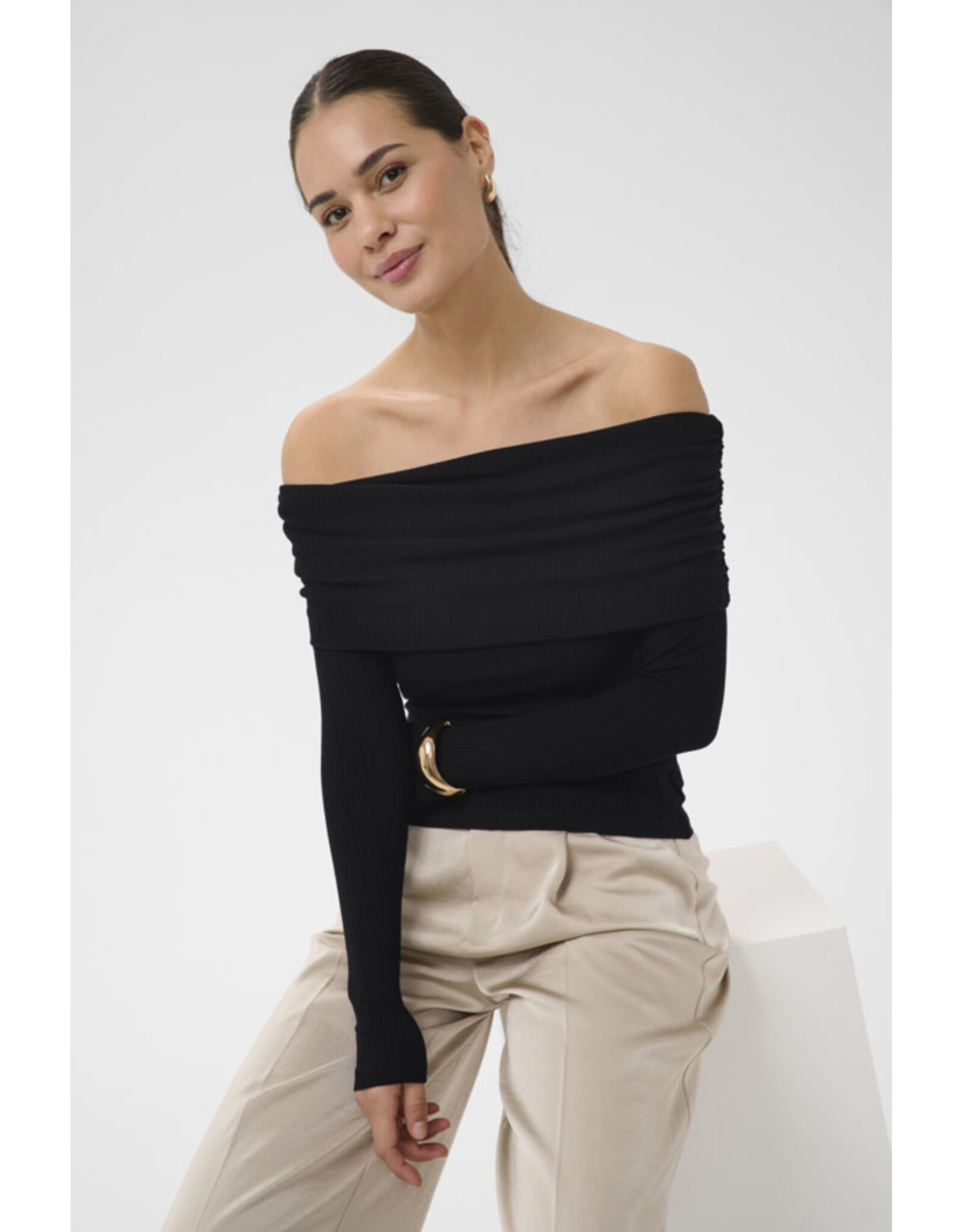 Kaffe Kaffe - Aubree Off the Shoulder Top (Black)